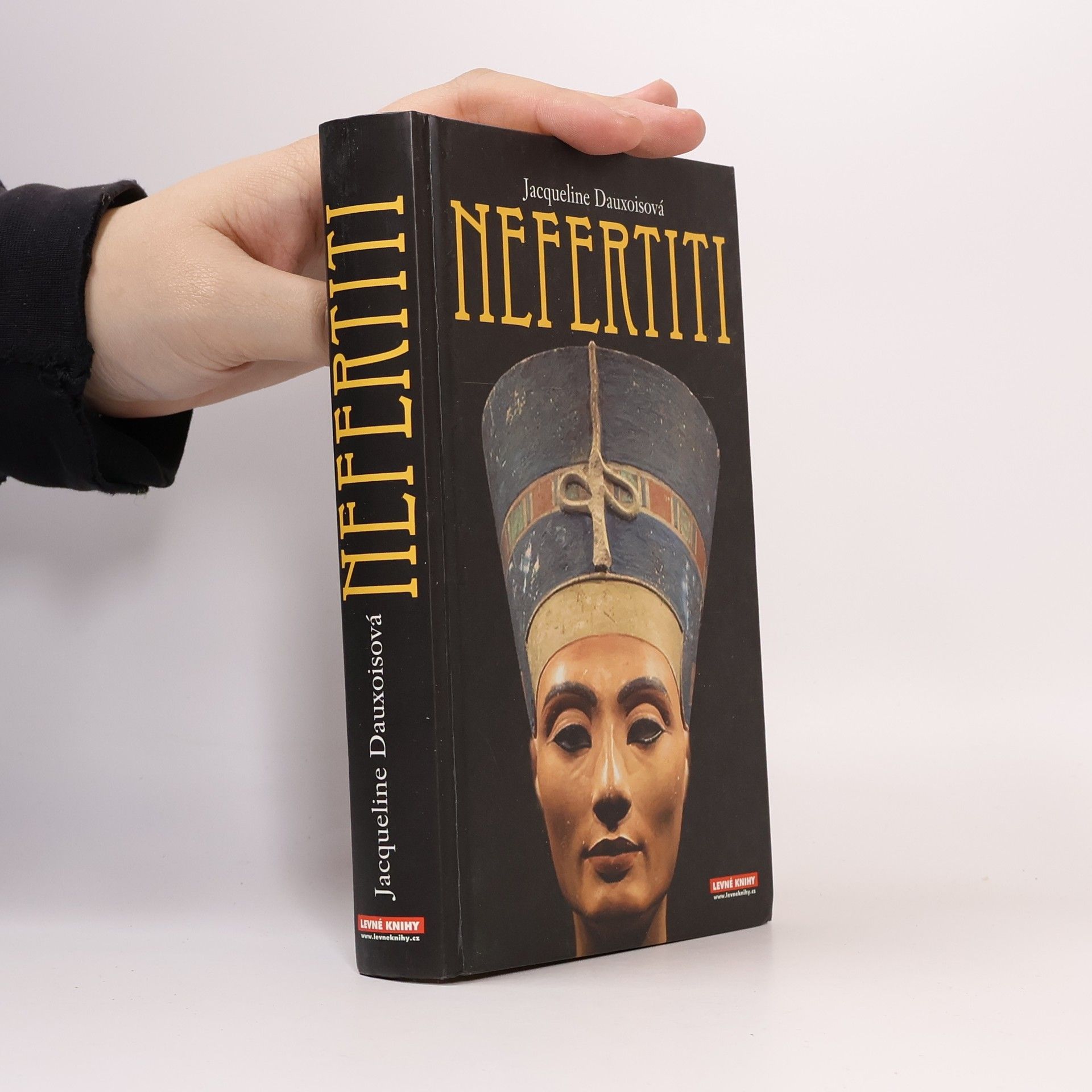 Jacqueline Dauxois Nefertiti