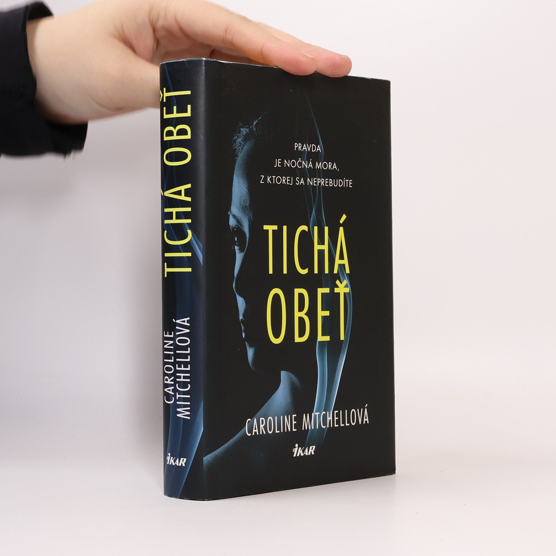 Caroline Mitchell Tichá obeť