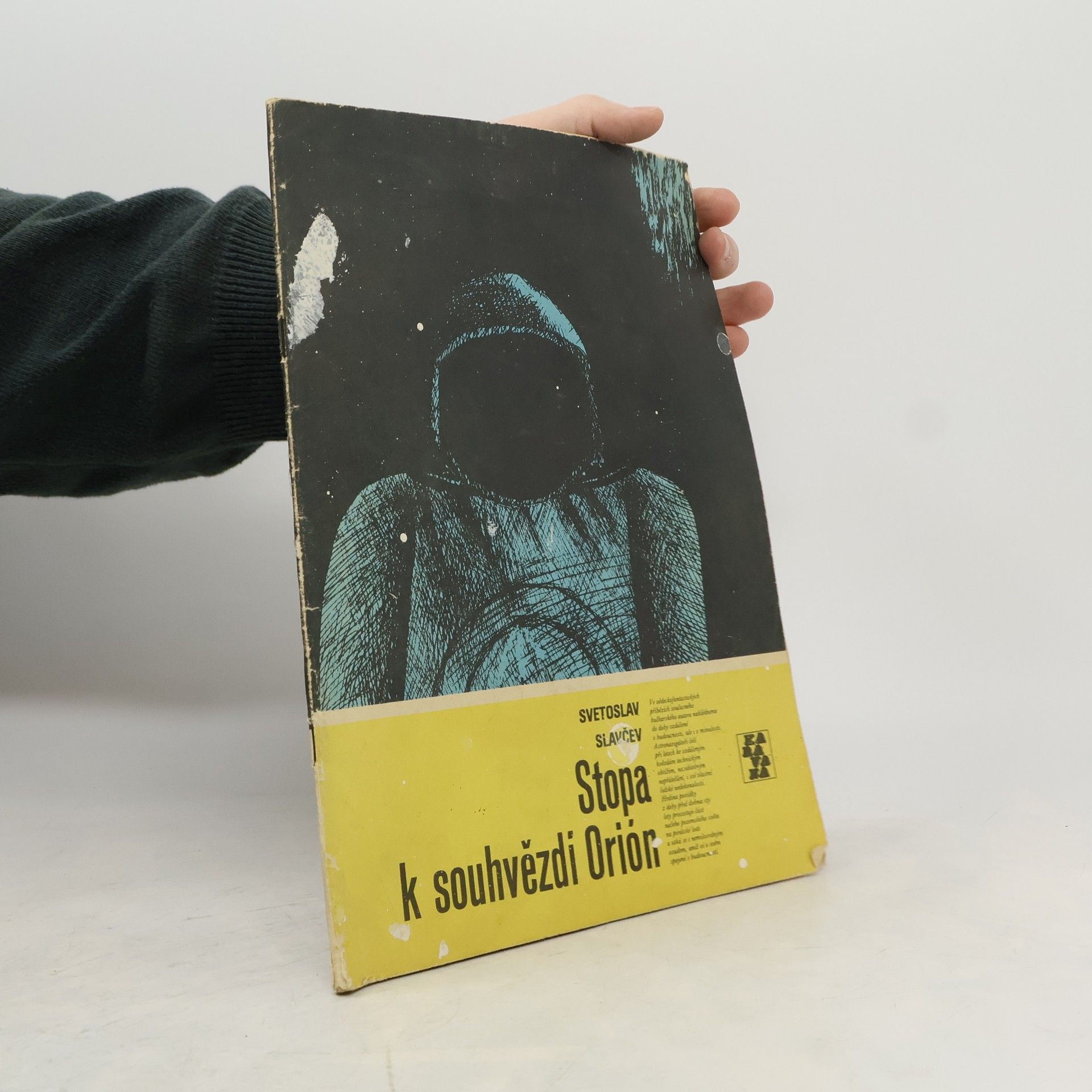 Stopa k souhvězdí Orión