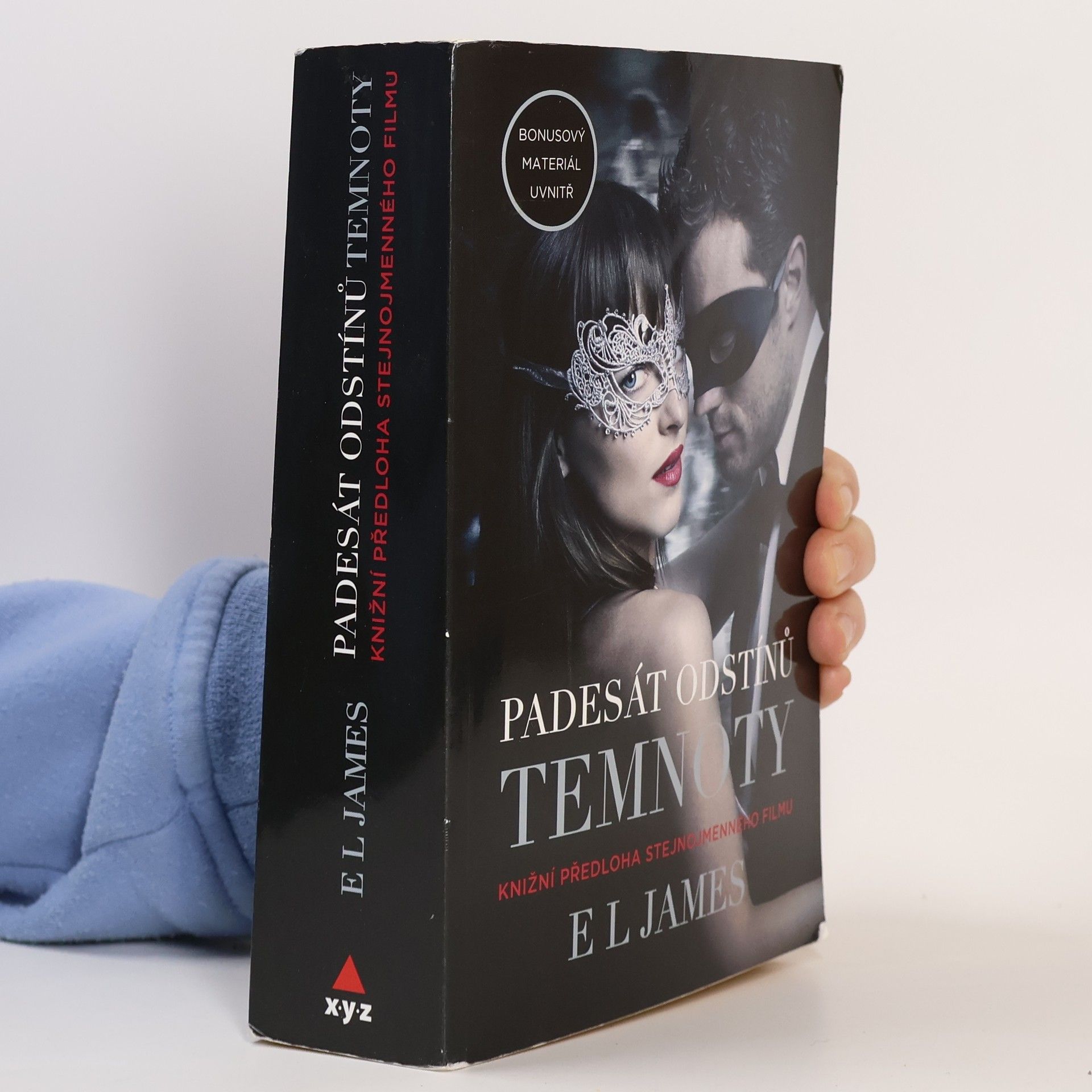 E L James Padesát odstínů temnoty