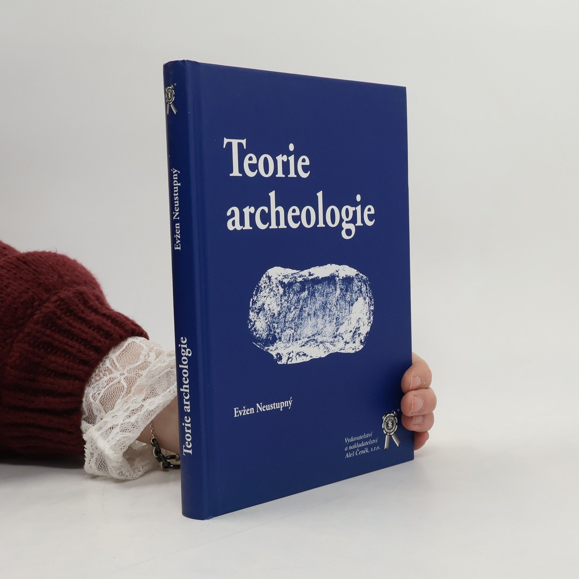 Evžen Neustupný Teorie archeologie