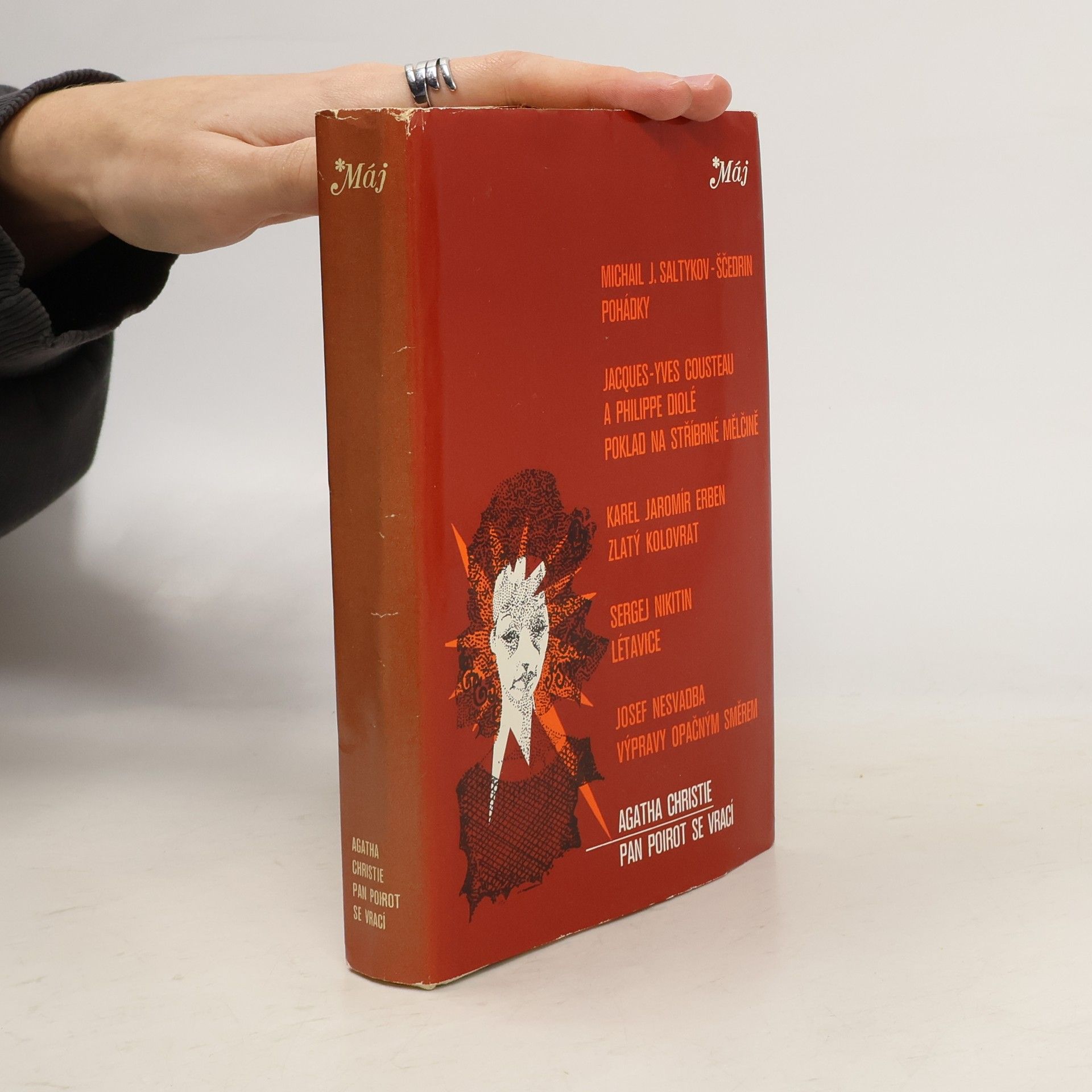 Agatha Christie Pan Poirot se vrací