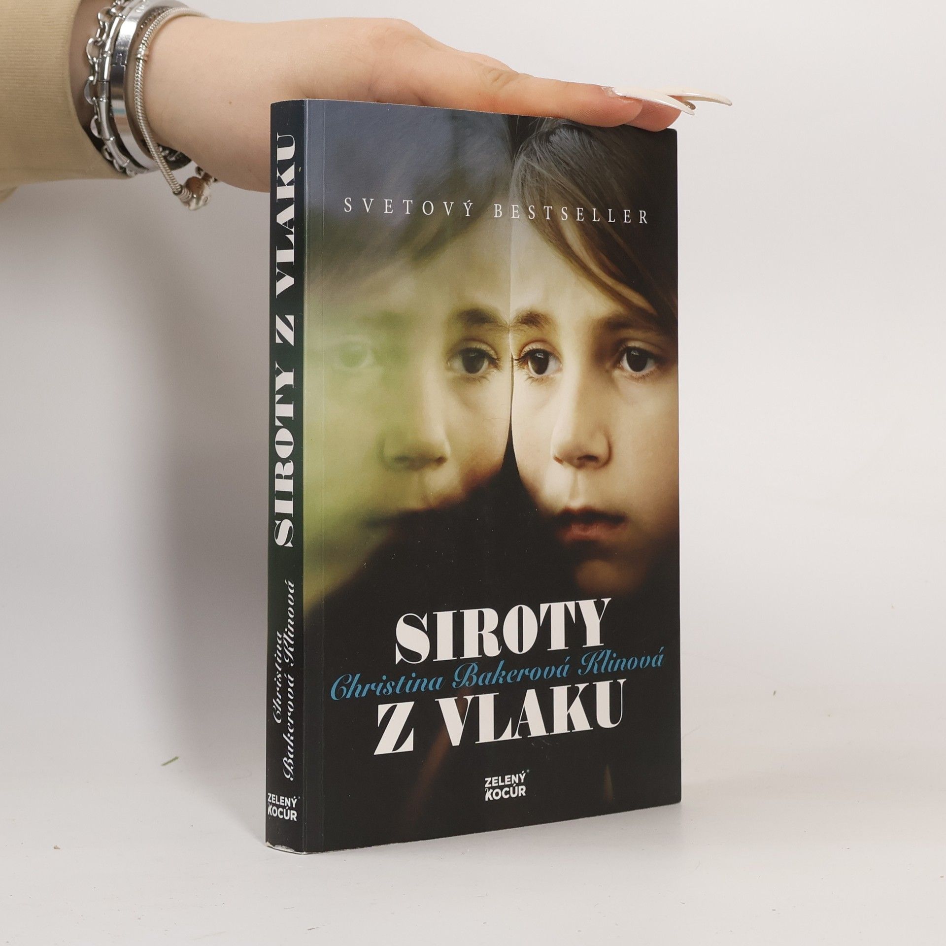 Christina Baker Kline Siroty z vlaku