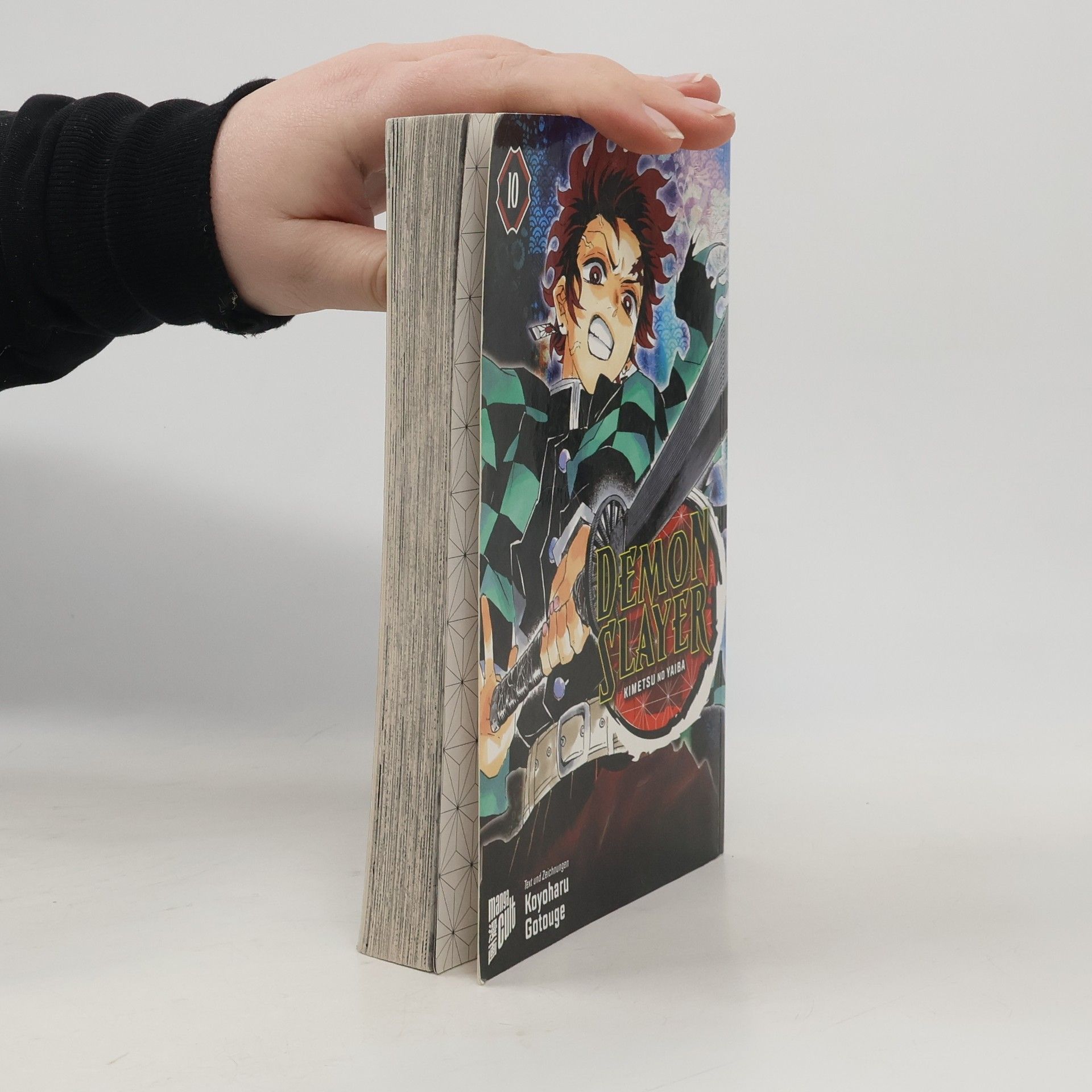 Koyoharu Gotōge Demon Slayer 10