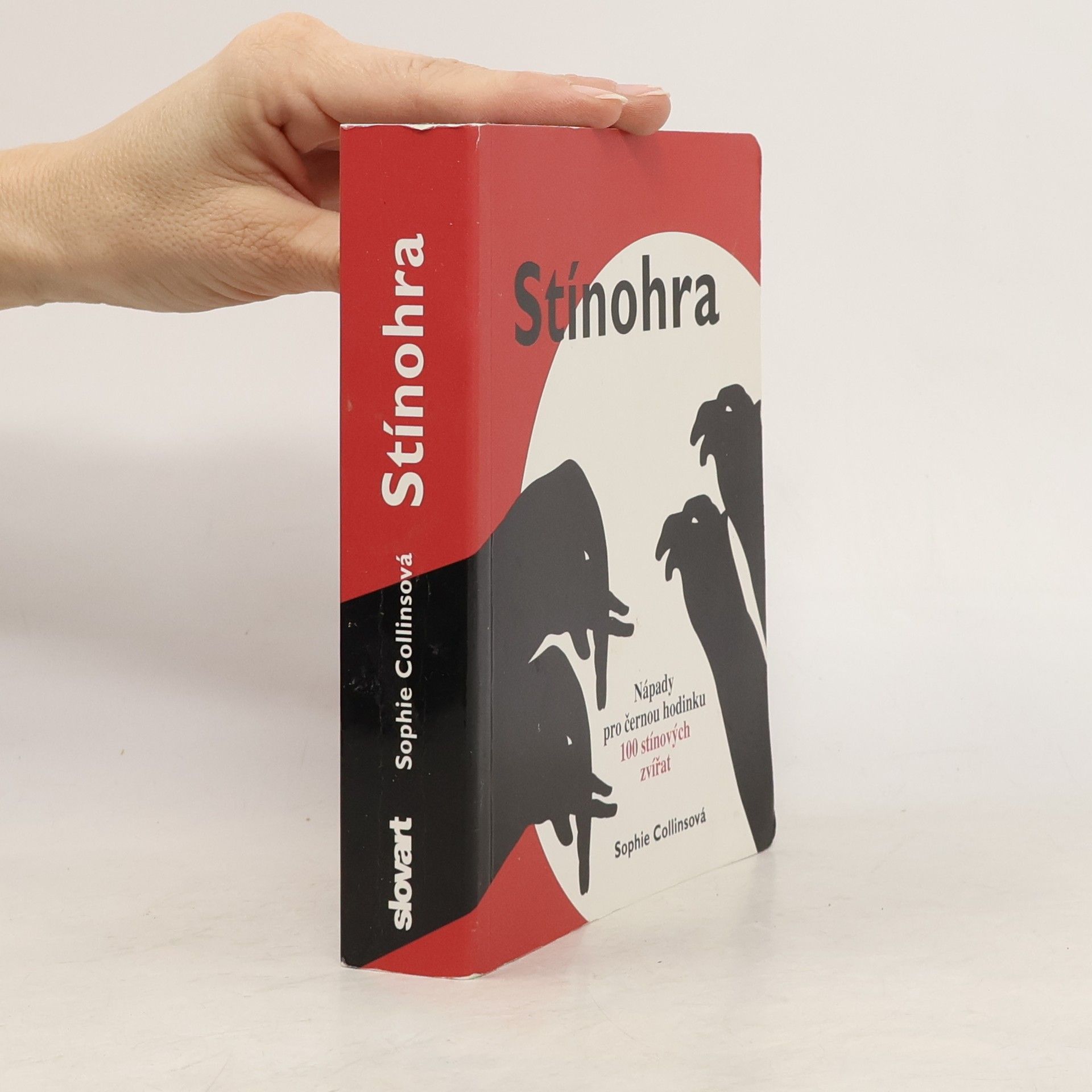Sophie Collins Stínohra. Nápady pro černou hodinku. 100 stínových zvířat