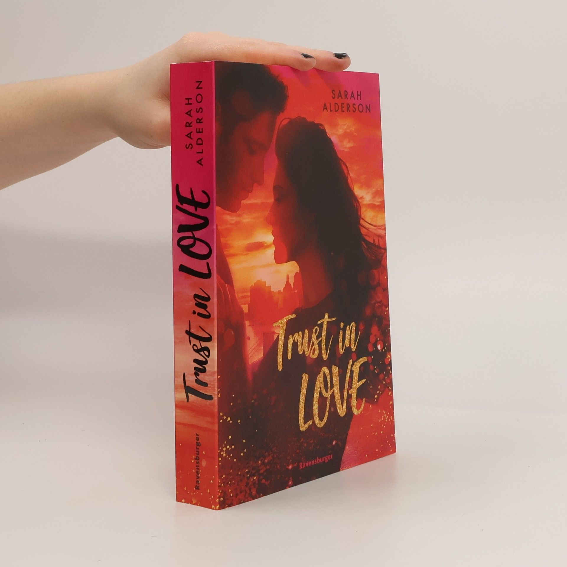 Sarah Alderson Trust in love