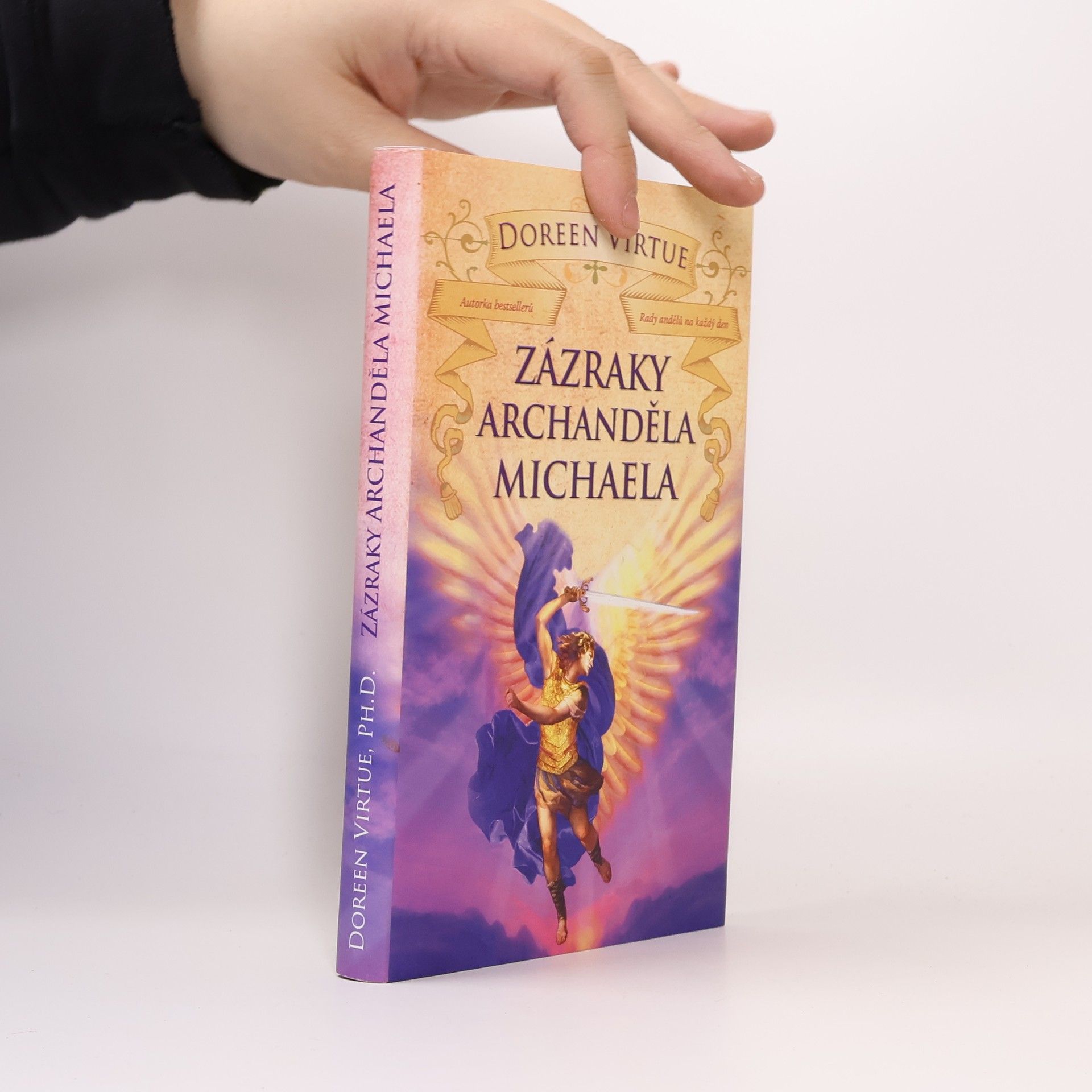 Doreen Virtue Zázraky archanděla Michaela