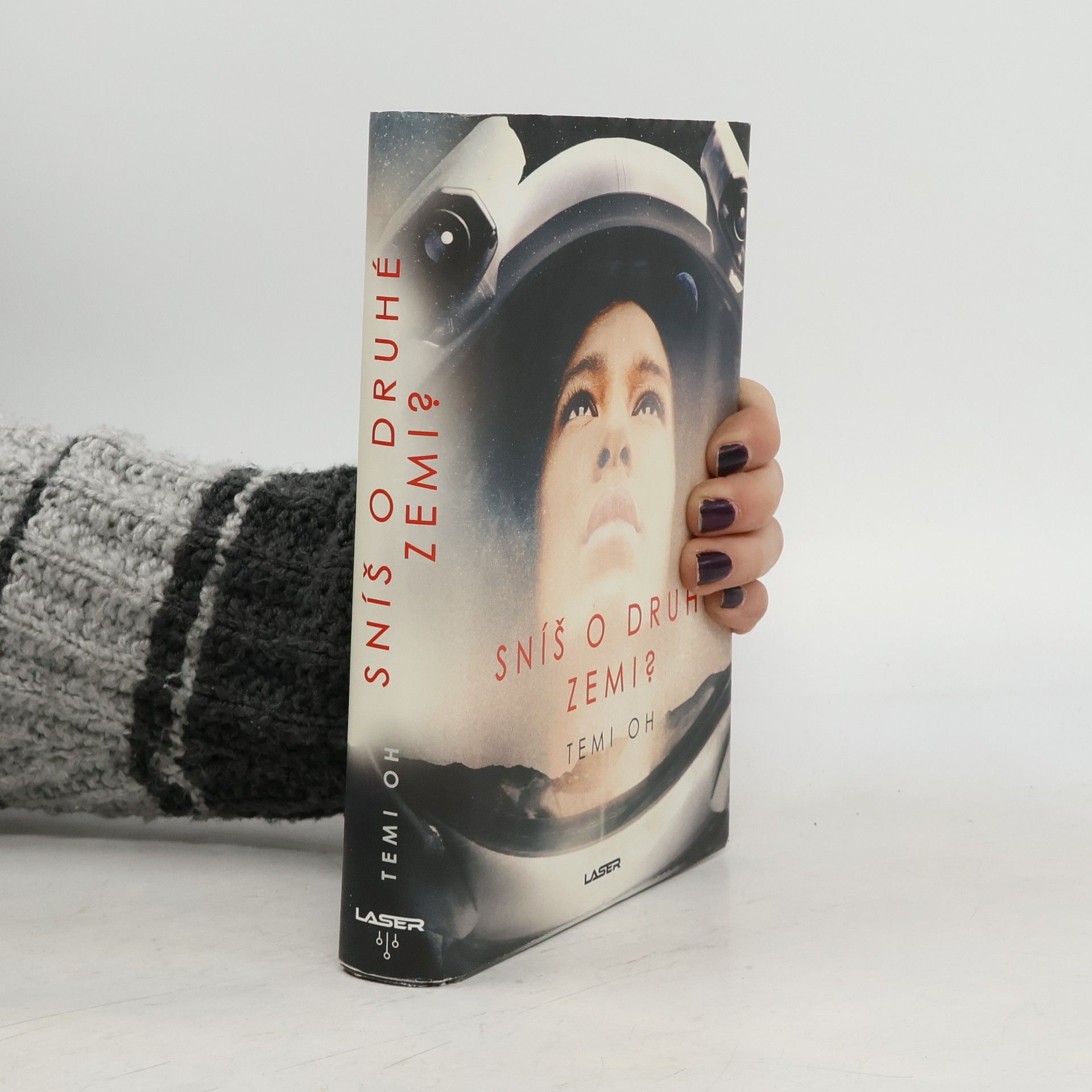 Temi Oh Sníš o druhé Zemi?