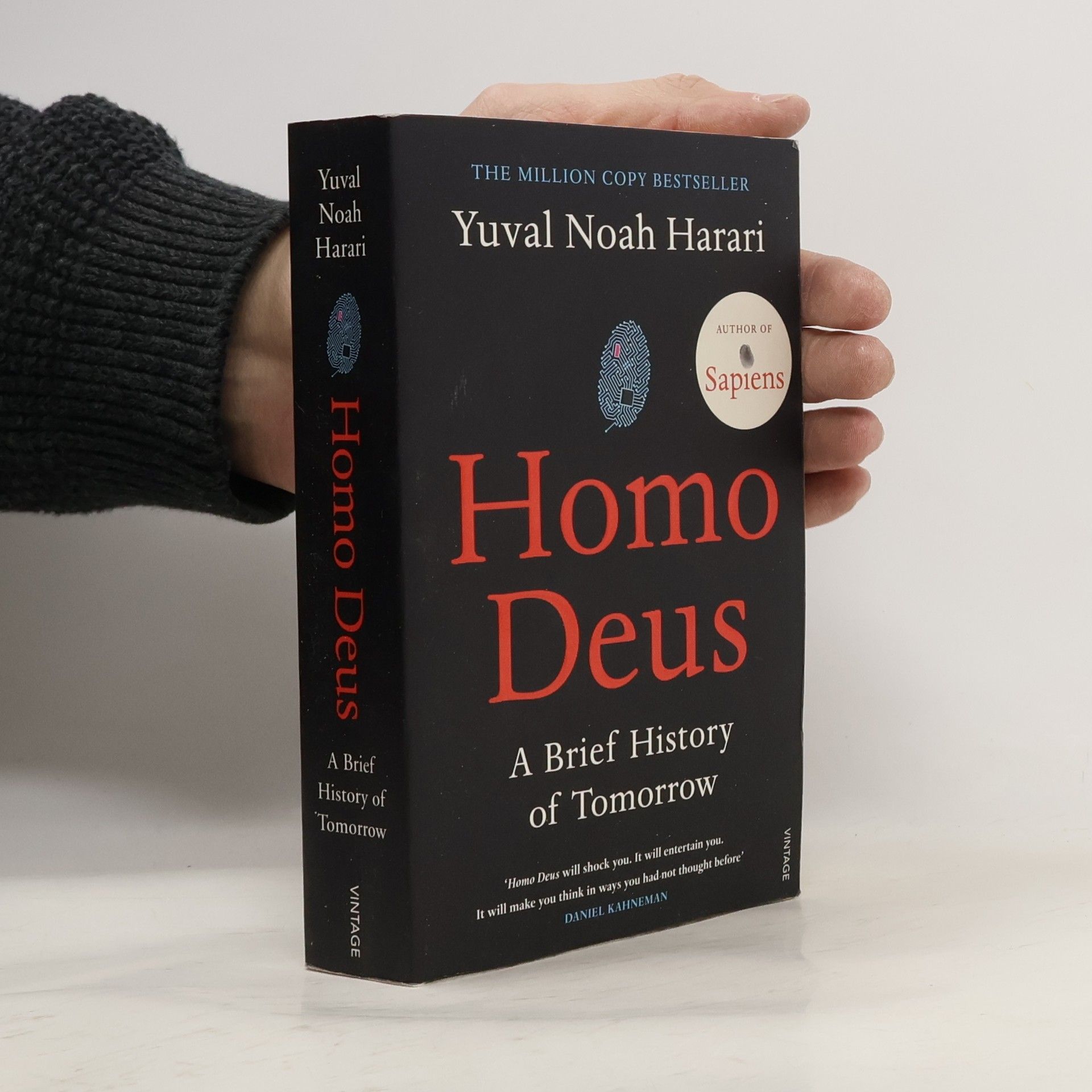 Yuval Noah Harari Homo Deus. A Brief History of Tomorrow