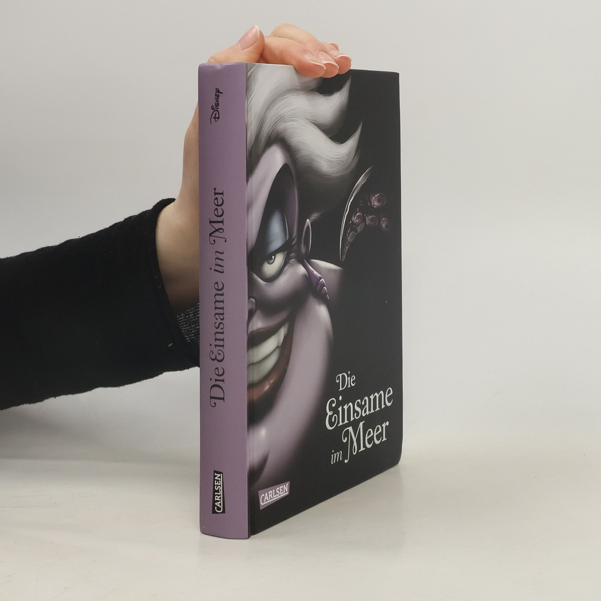 Serena Valentino Die Einsame im Meer