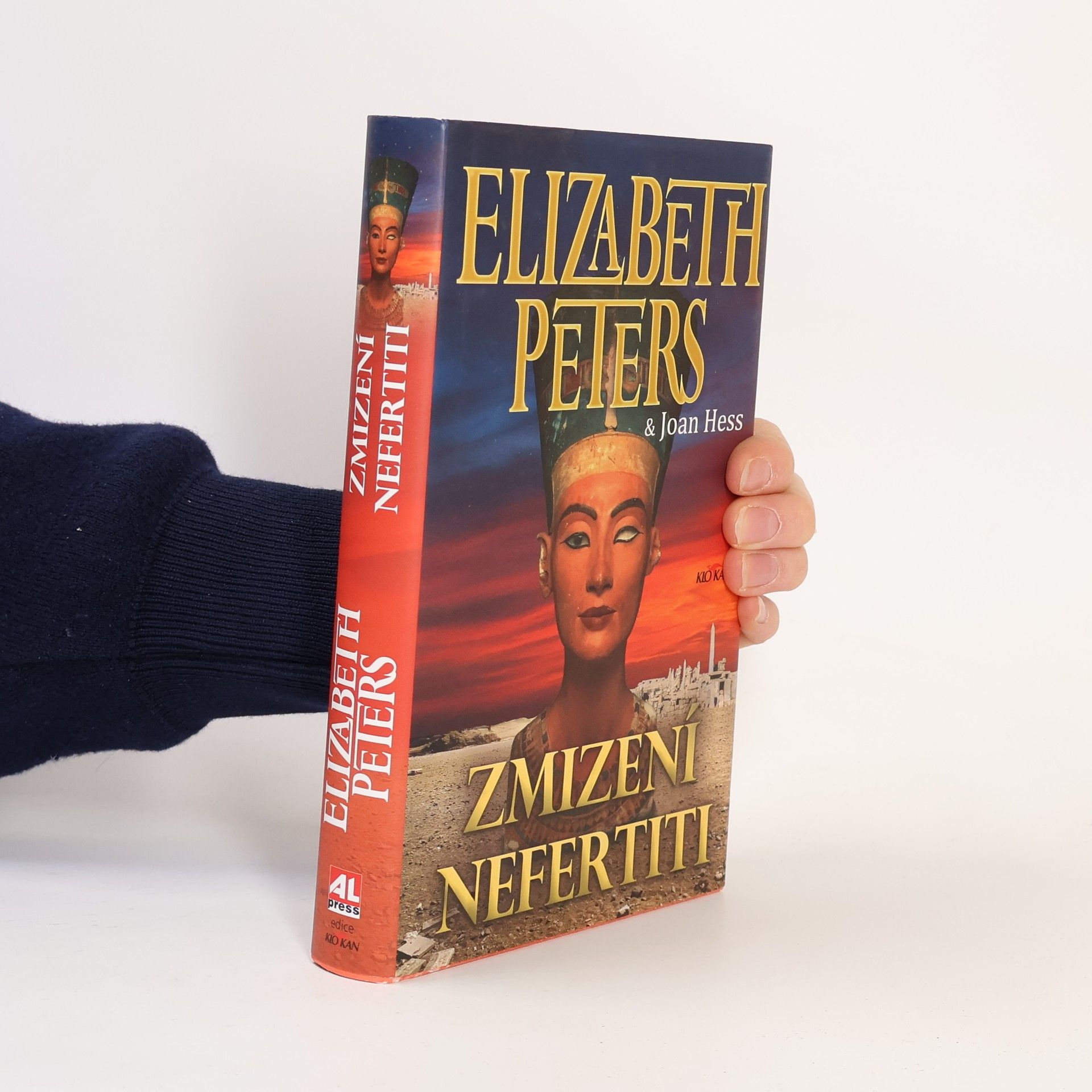 Elizabeth Peters Zmizení Nefertiti