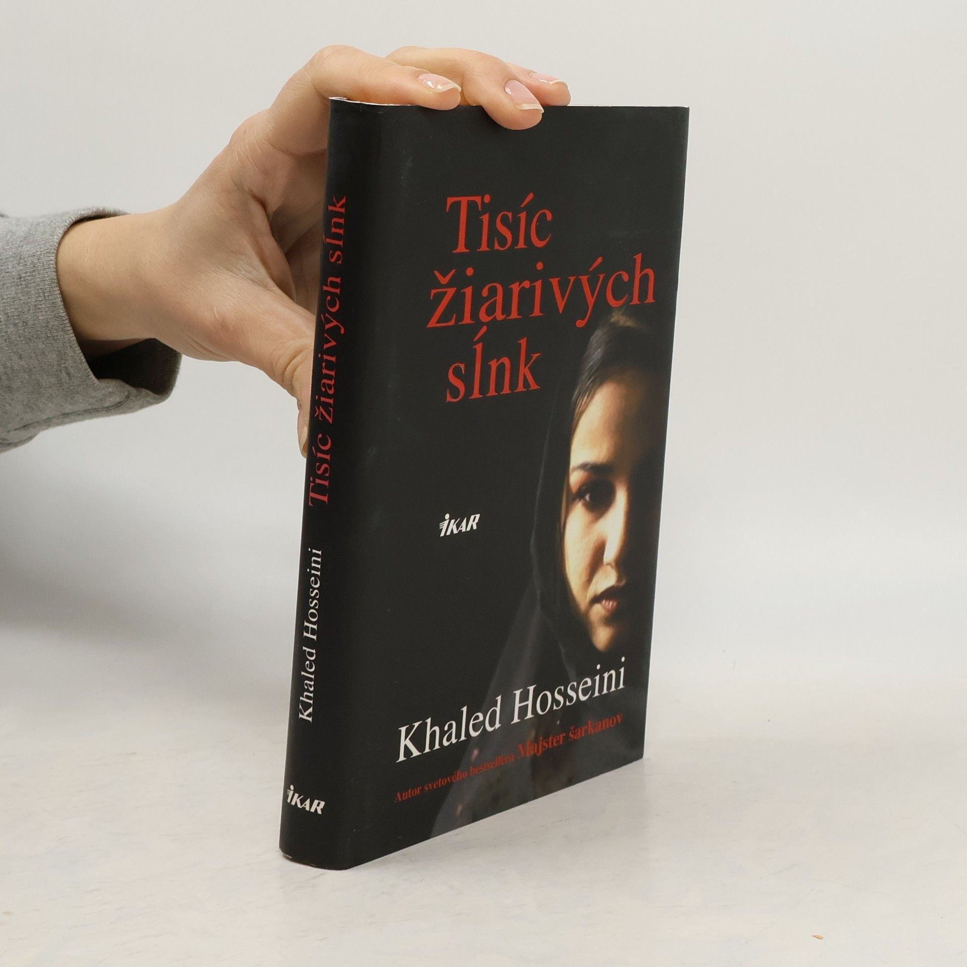 Khaled Hosseini Tisíc žiarivých sĺnk