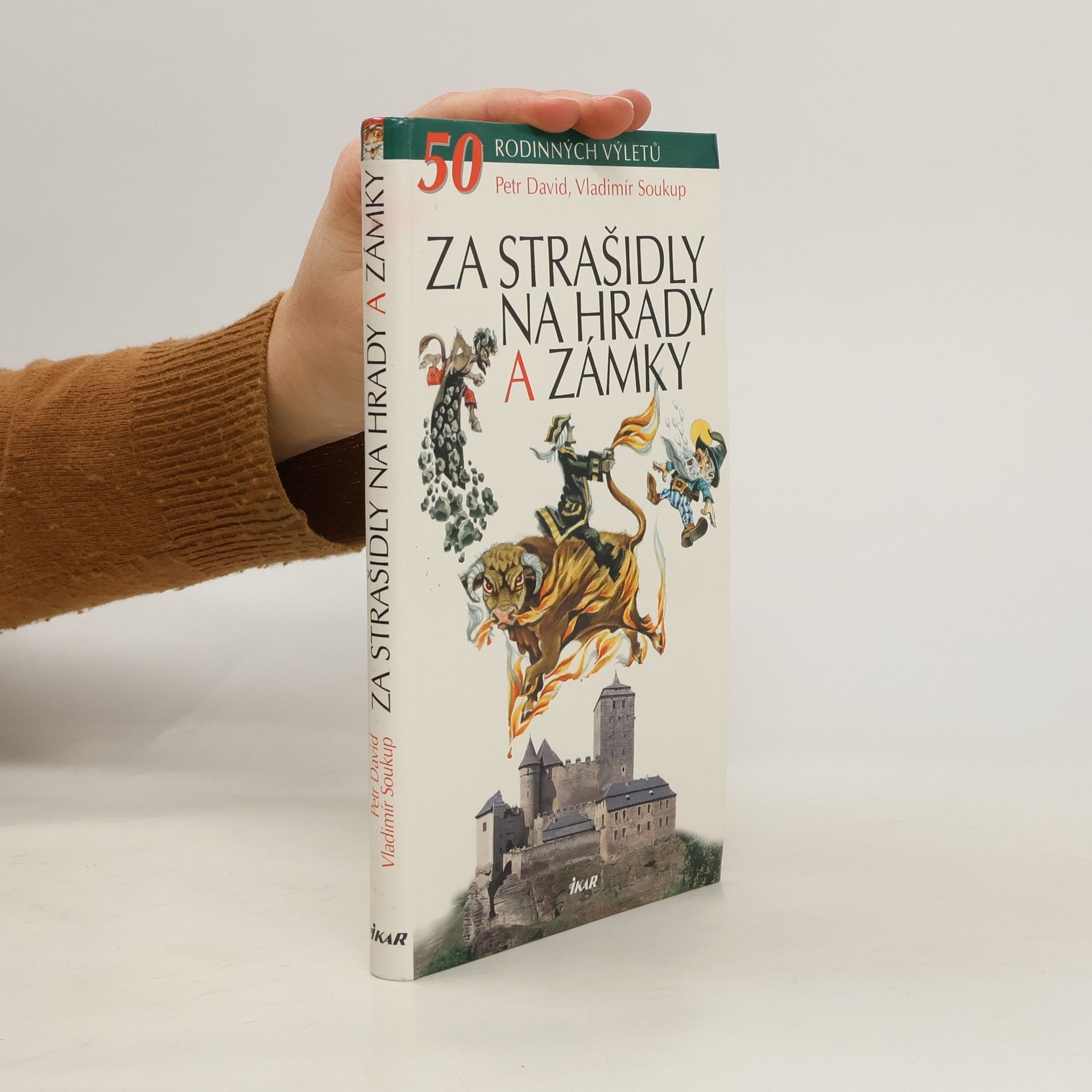 P. David Za strašidly na hrady a zámky