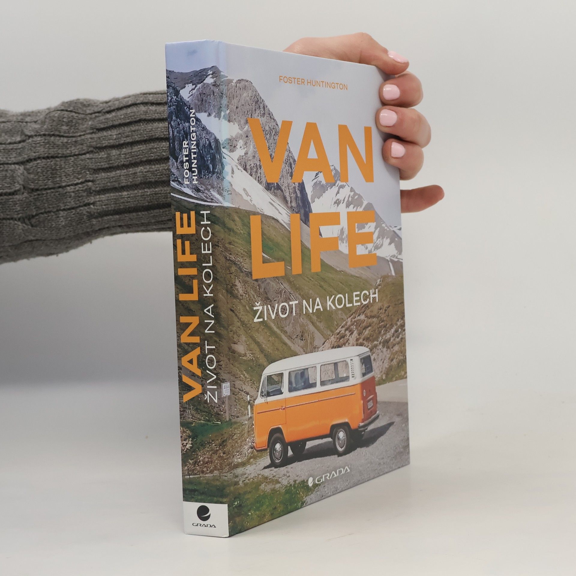 Foster Huntington Van life - Život na kolech