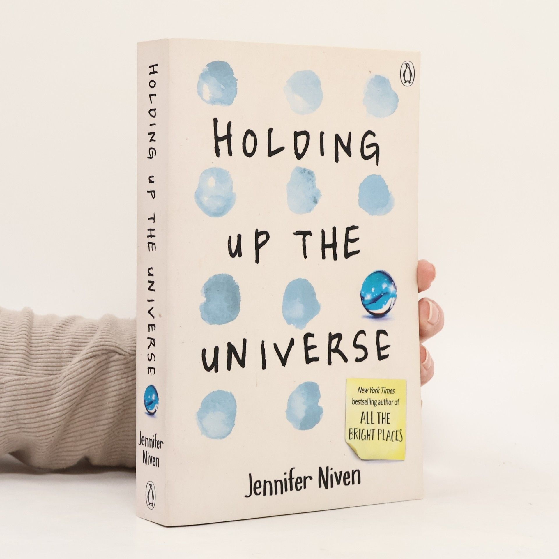 Jennifer Niven Holding Up the Universe