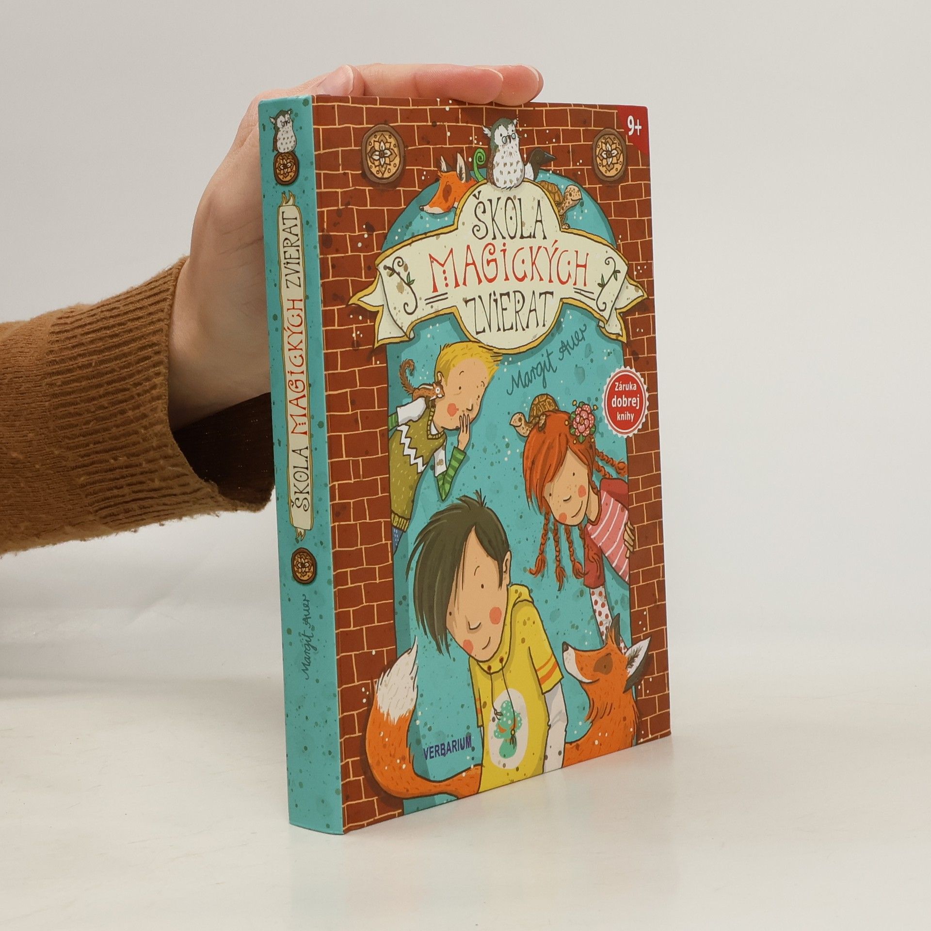 Margit Auer Škola magických zvierat