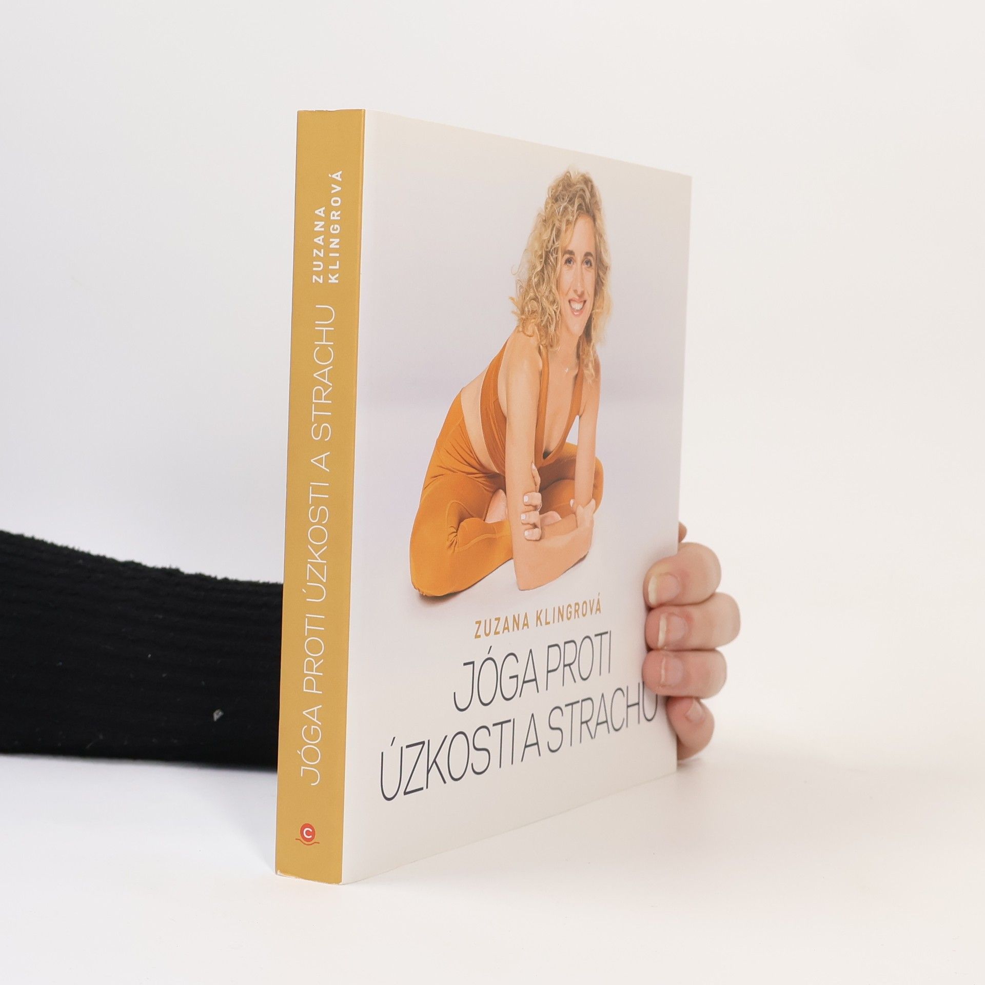 Zuzka Klingrová Jóga proti úzkosti a strachu