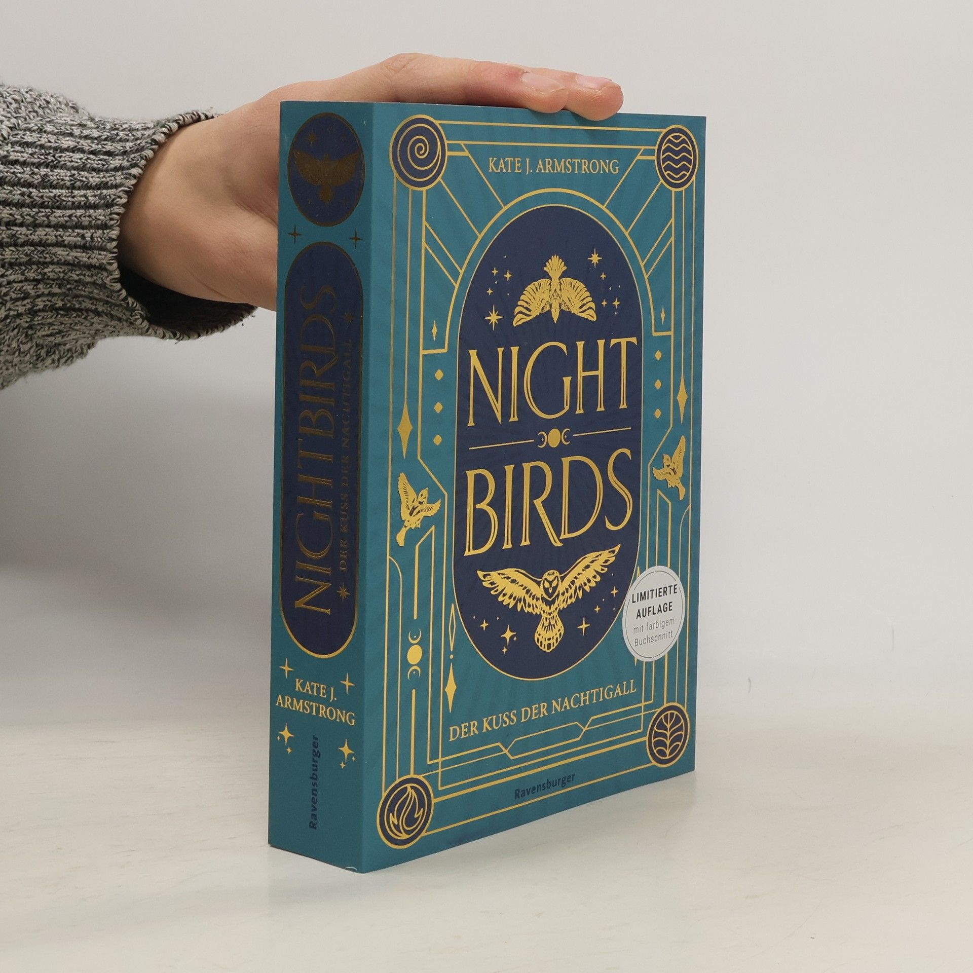 Kate Armstrong Nightbirds, Band 1: Der Kuss der Nachtigall (Epische Romantasy Limitierte Auflage mit Farbschnitt)
