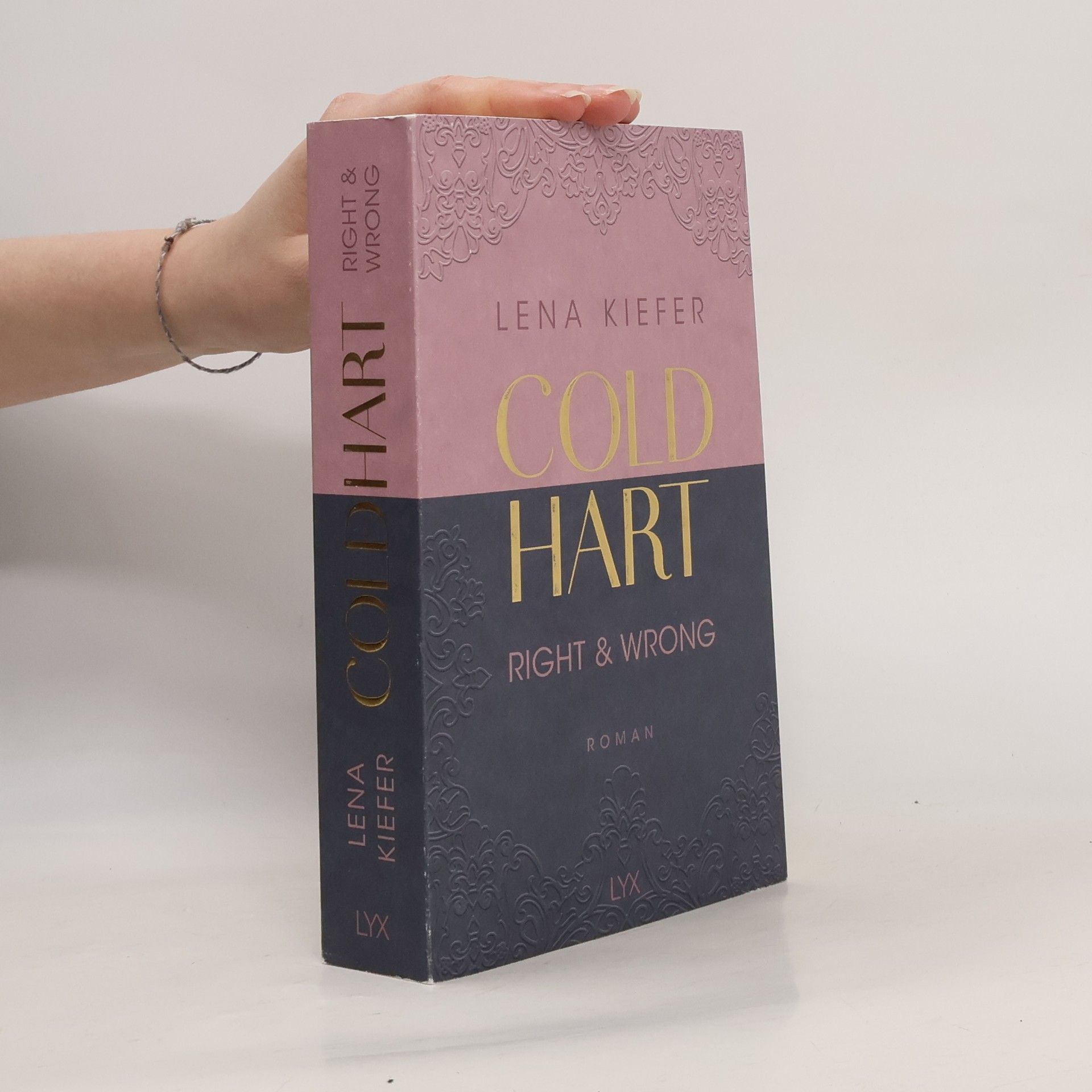 Right & Wrong / Coldhart Bd.3