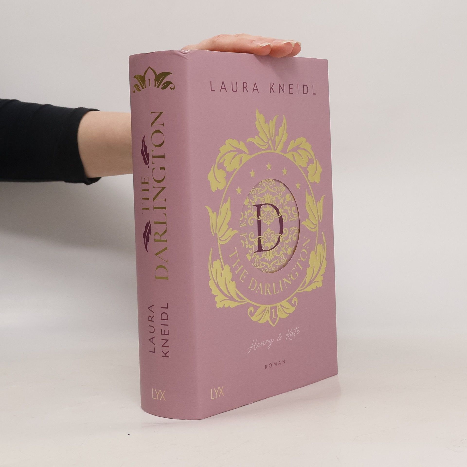 Laura Kneidl The Darlington