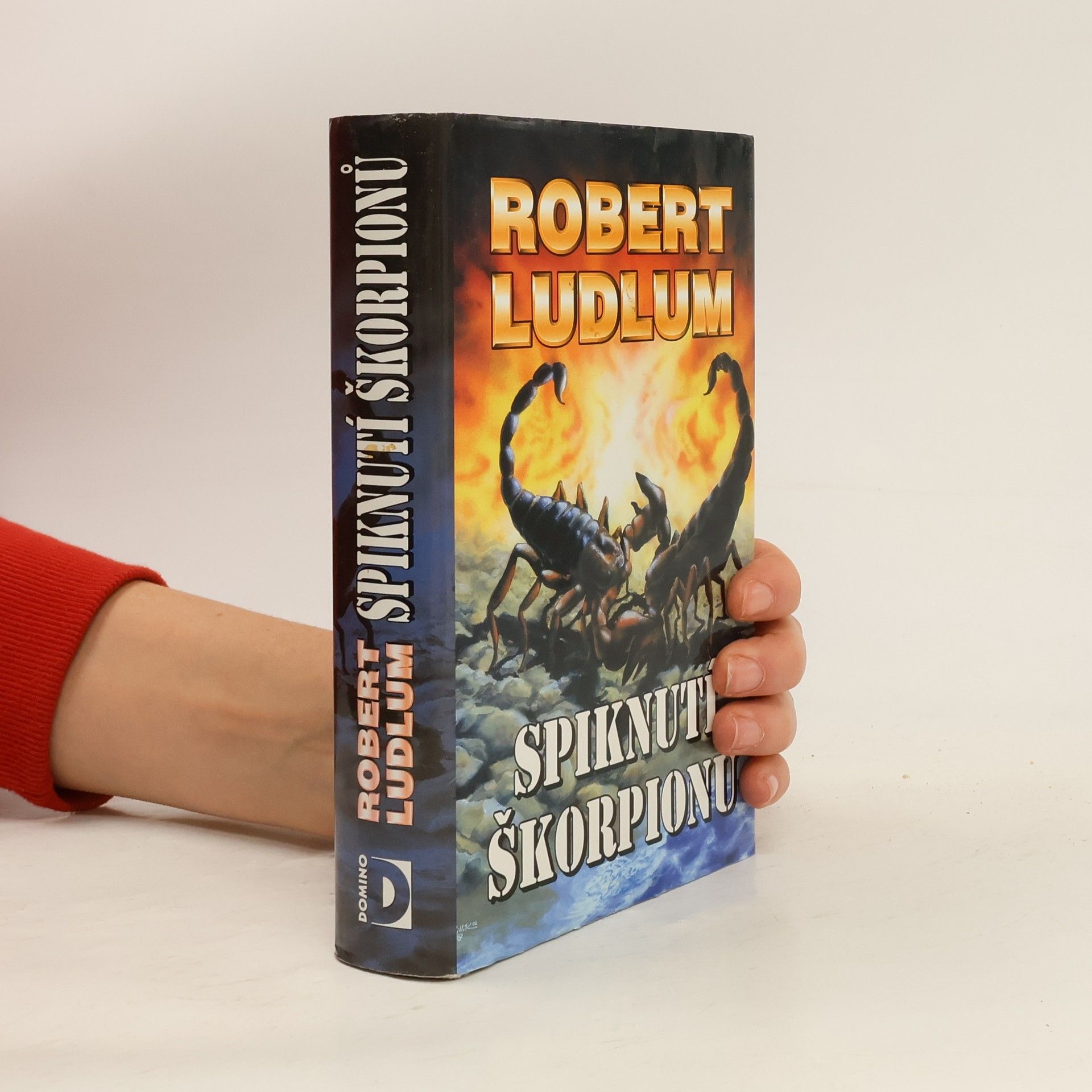 Robert Ludlum Spiknutí škorpionů