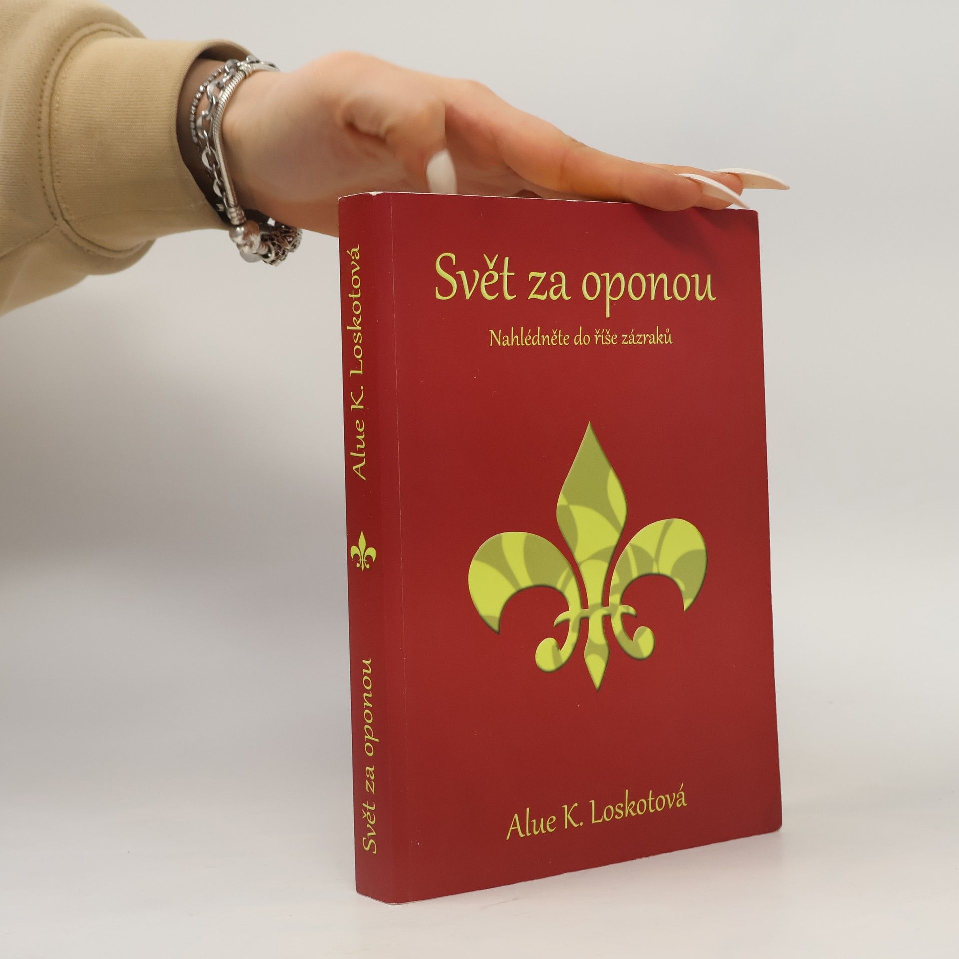 Karolína Loskotová Svět za oponou