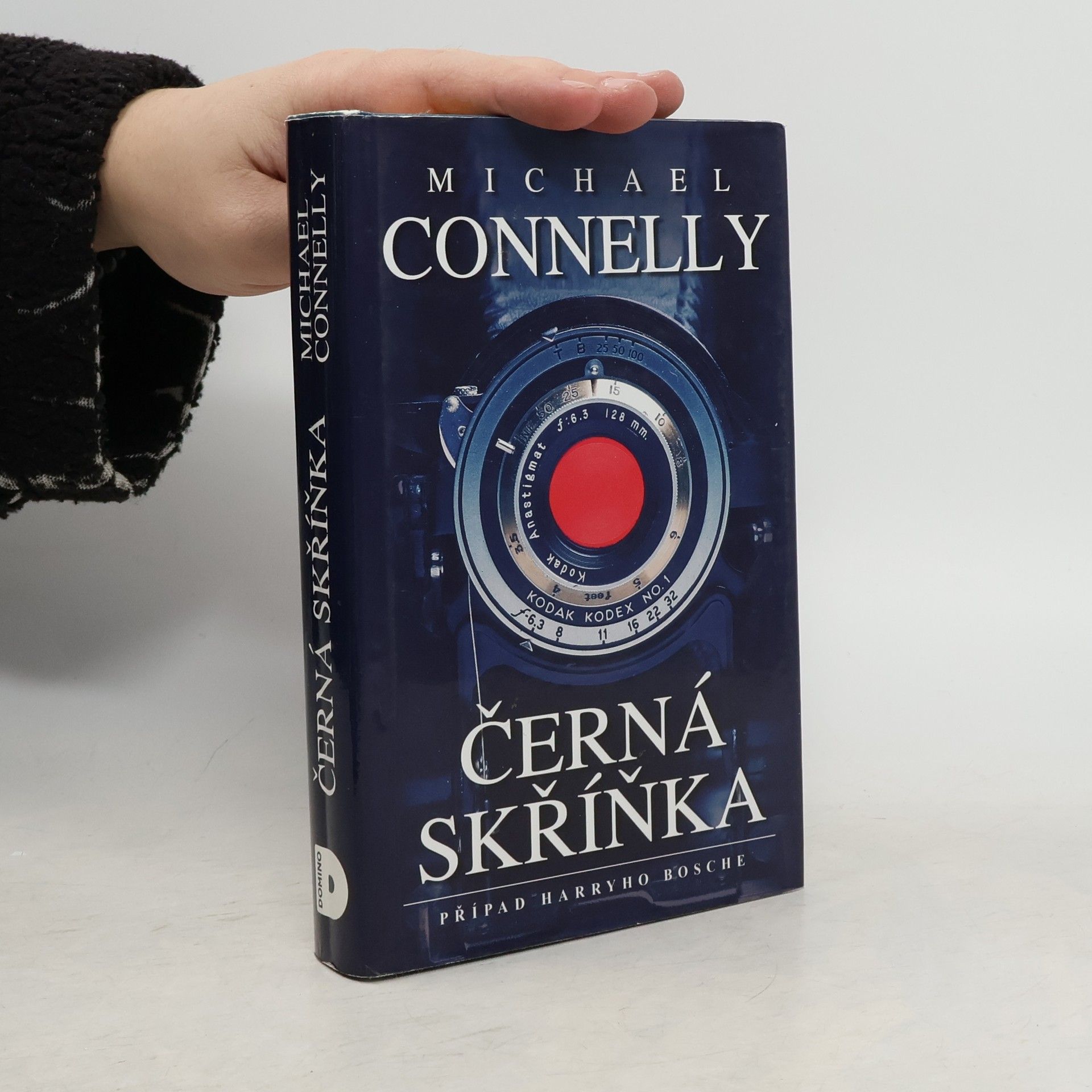 Michael Connelly Černá skříňka