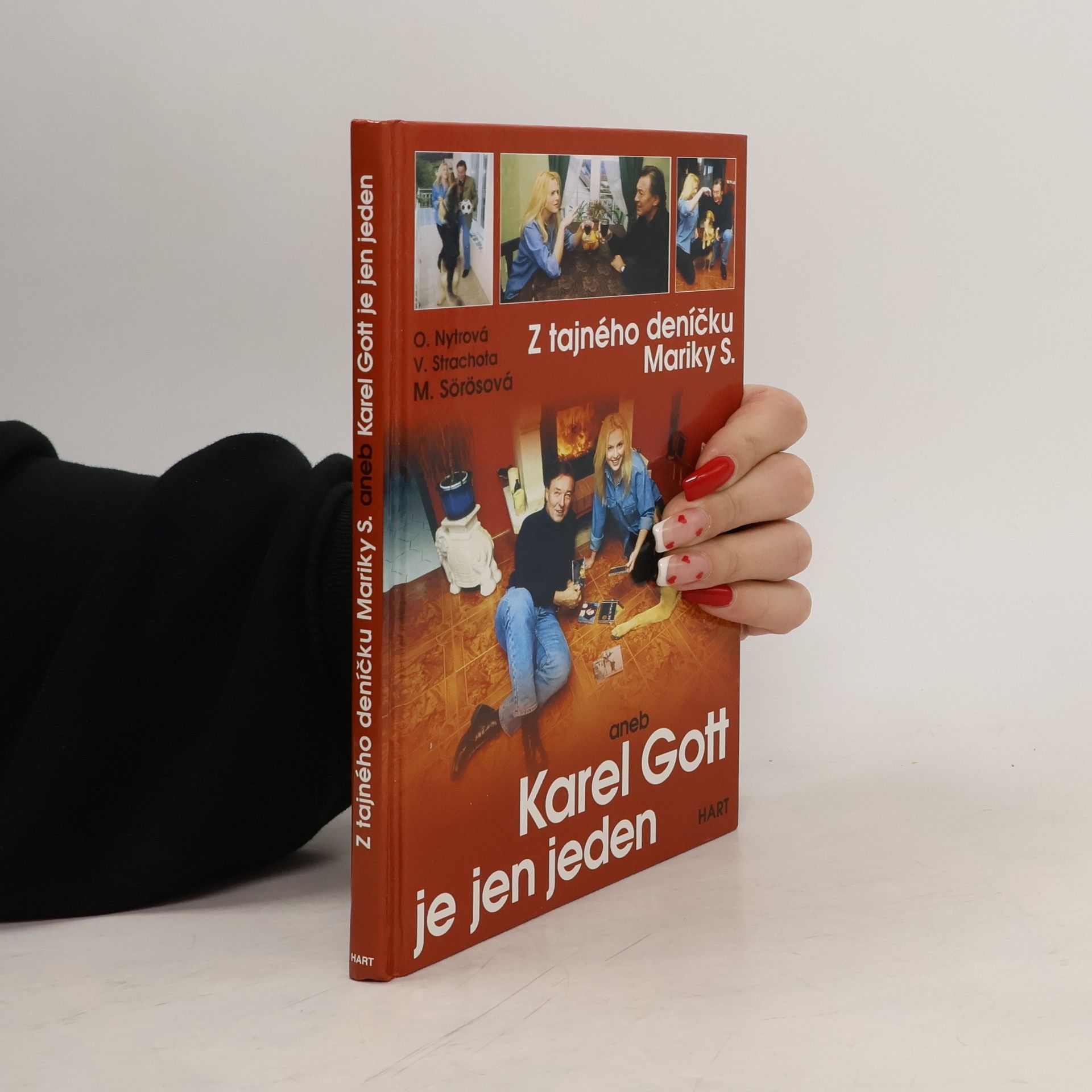 Olga Nytrová Z tajného deníku Mariky S. aneb Karel Gott je..