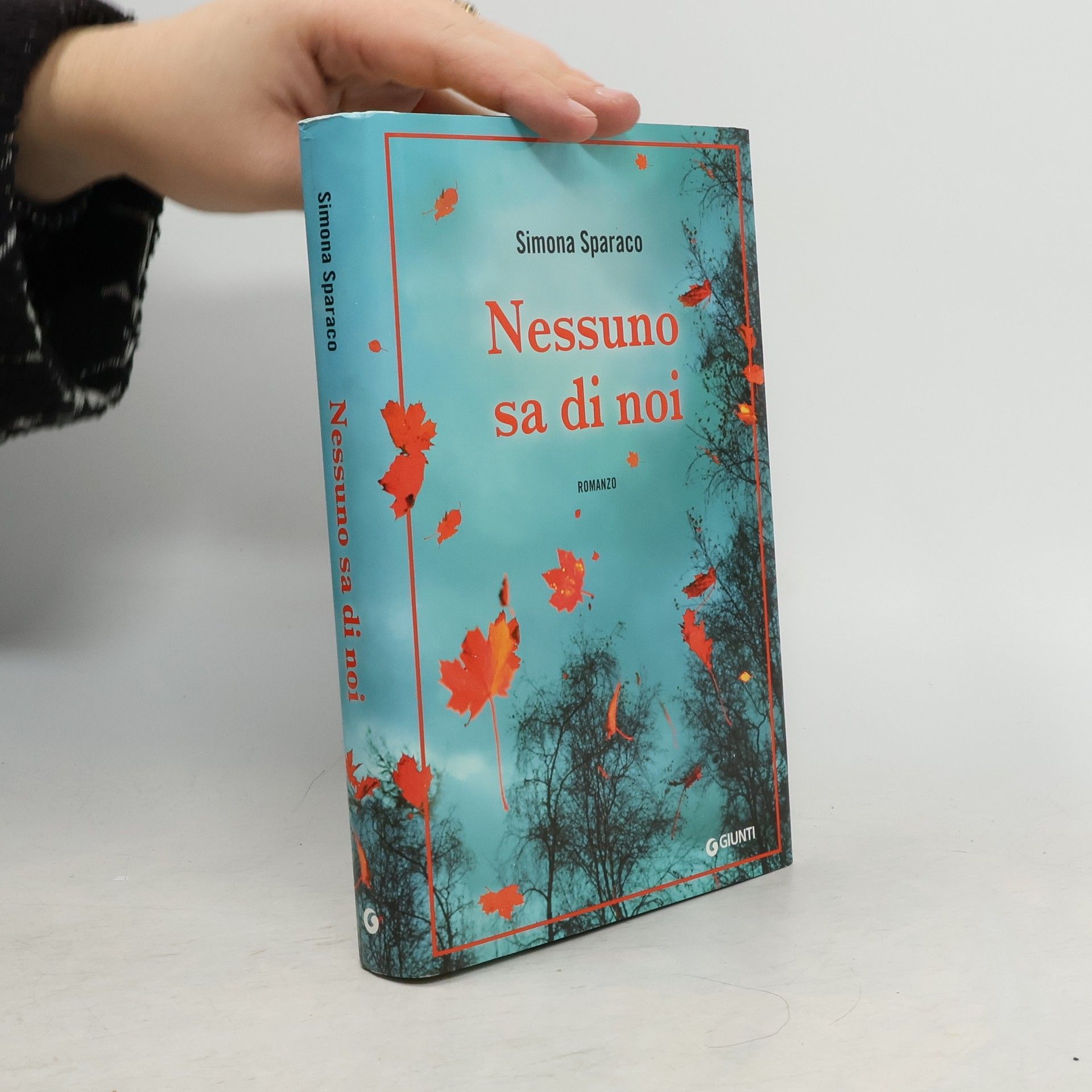 Simona Sparaco Nessuno sa di noi