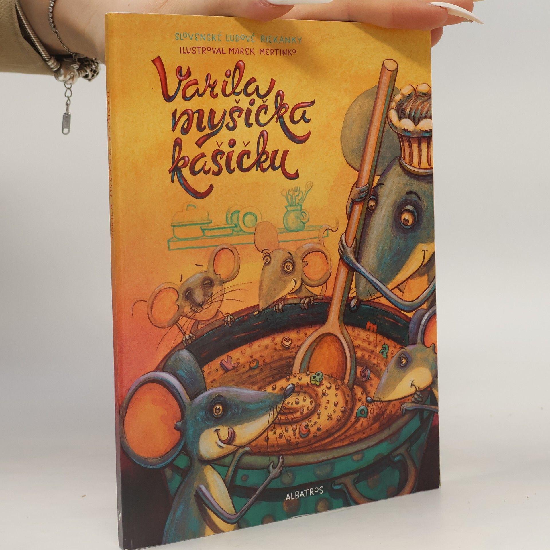 Autorenkollektiv Varila myšička kašičku