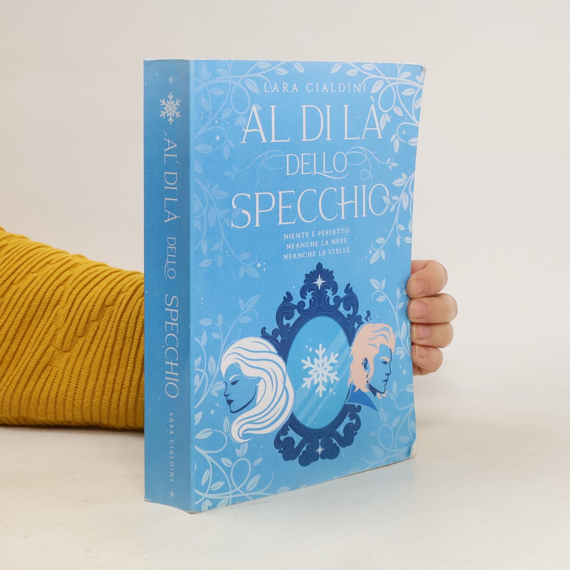 Gloria Macaluso Al di là dello specchio