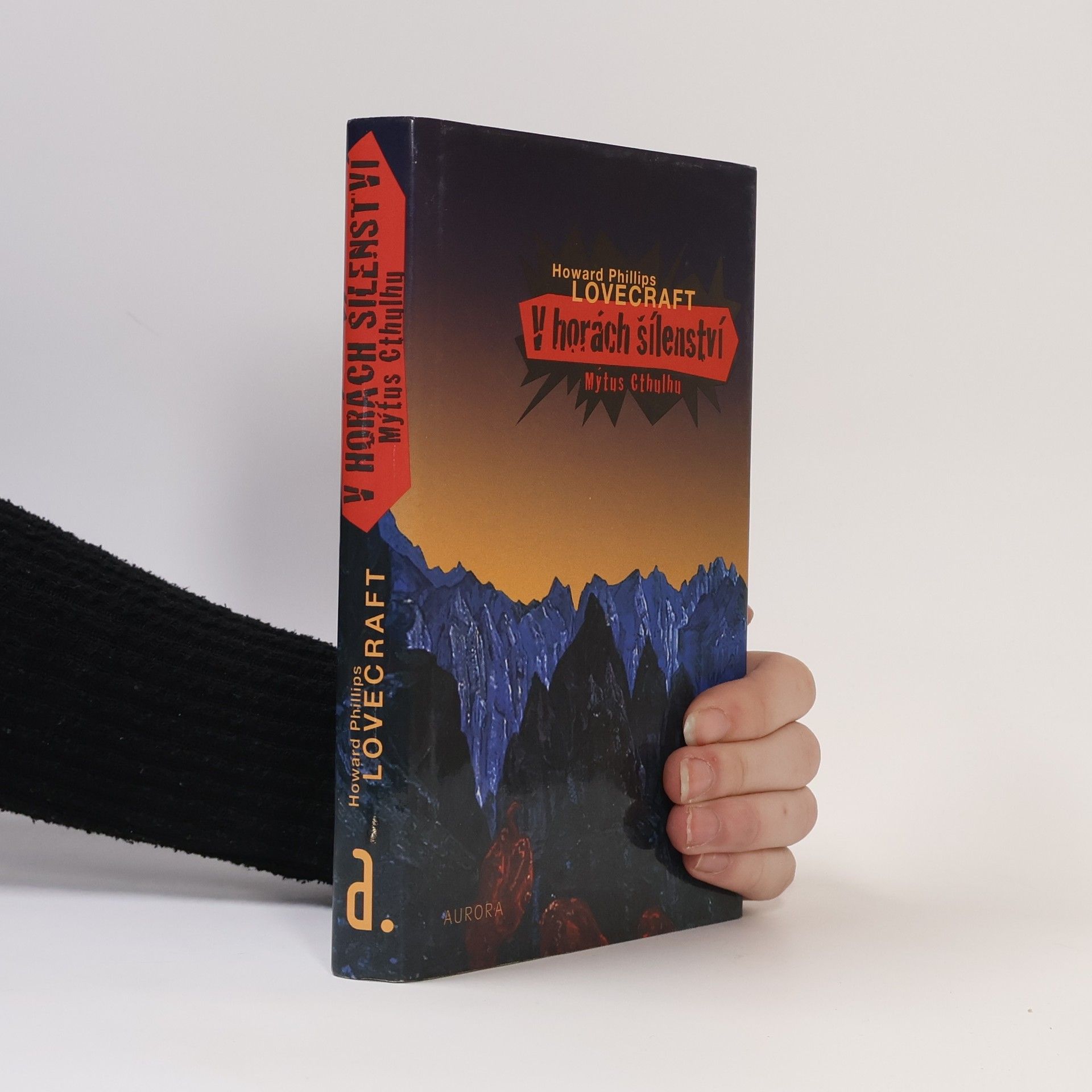 Howard Phillips Lovecraft V horách šílenství
