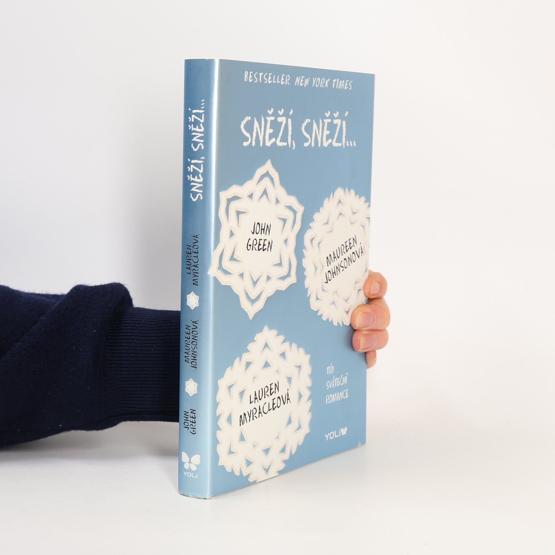 Sněží, sněží... Tři sváteční romance