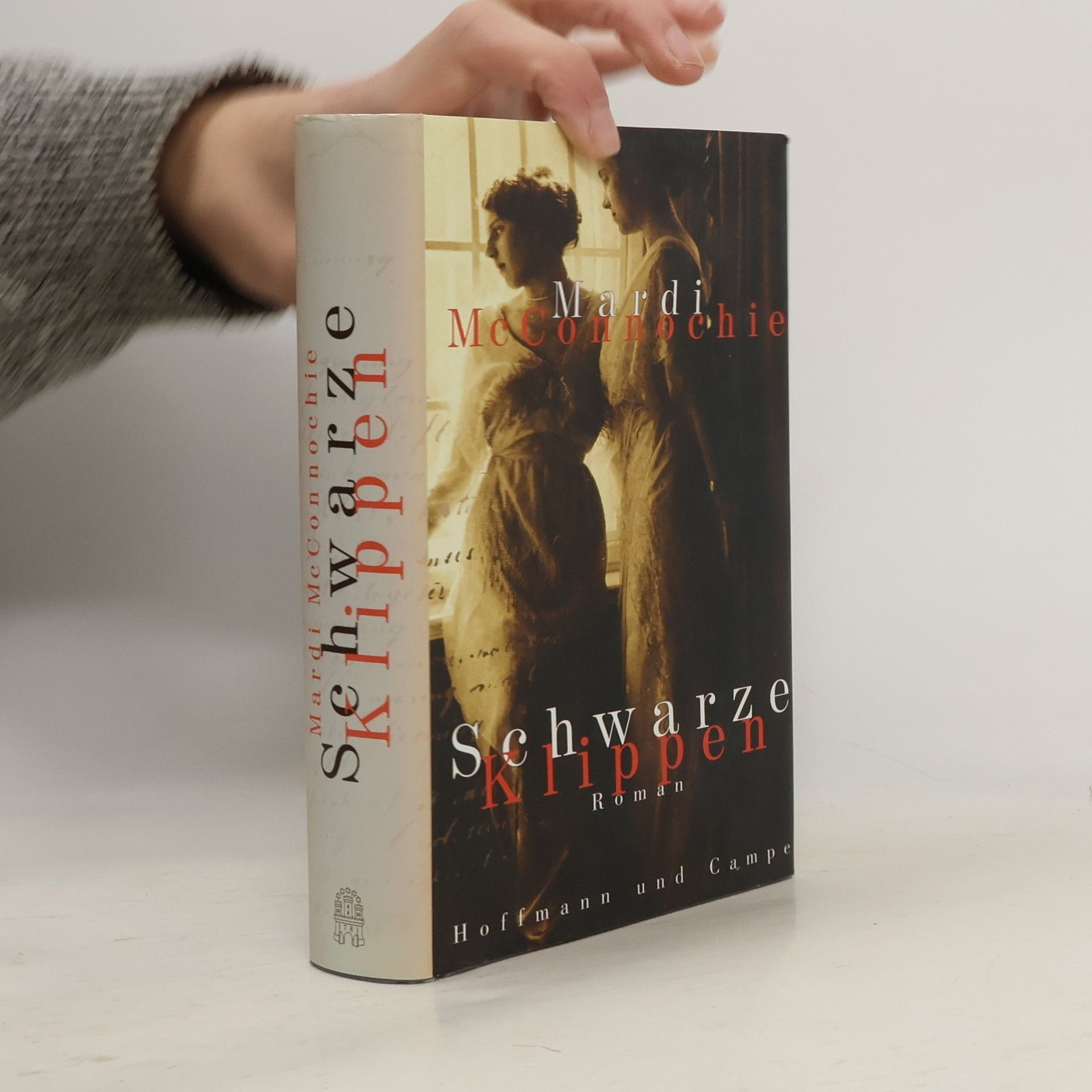 Mardi McConnochie Schwarze Klippen