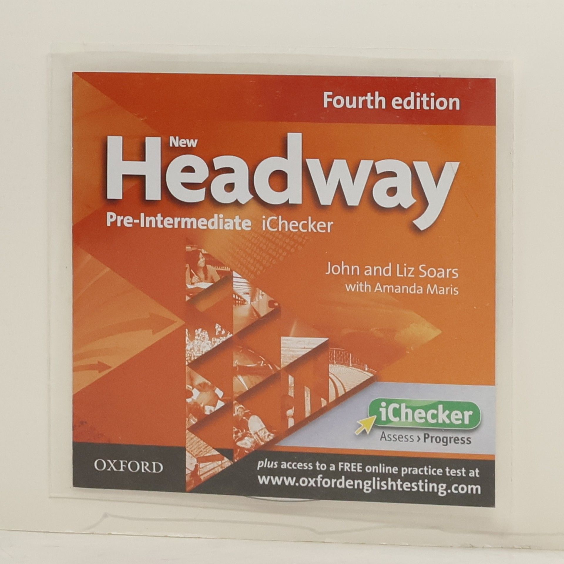 John Soars New Headway. Pre-Intermediate. Workbook with key