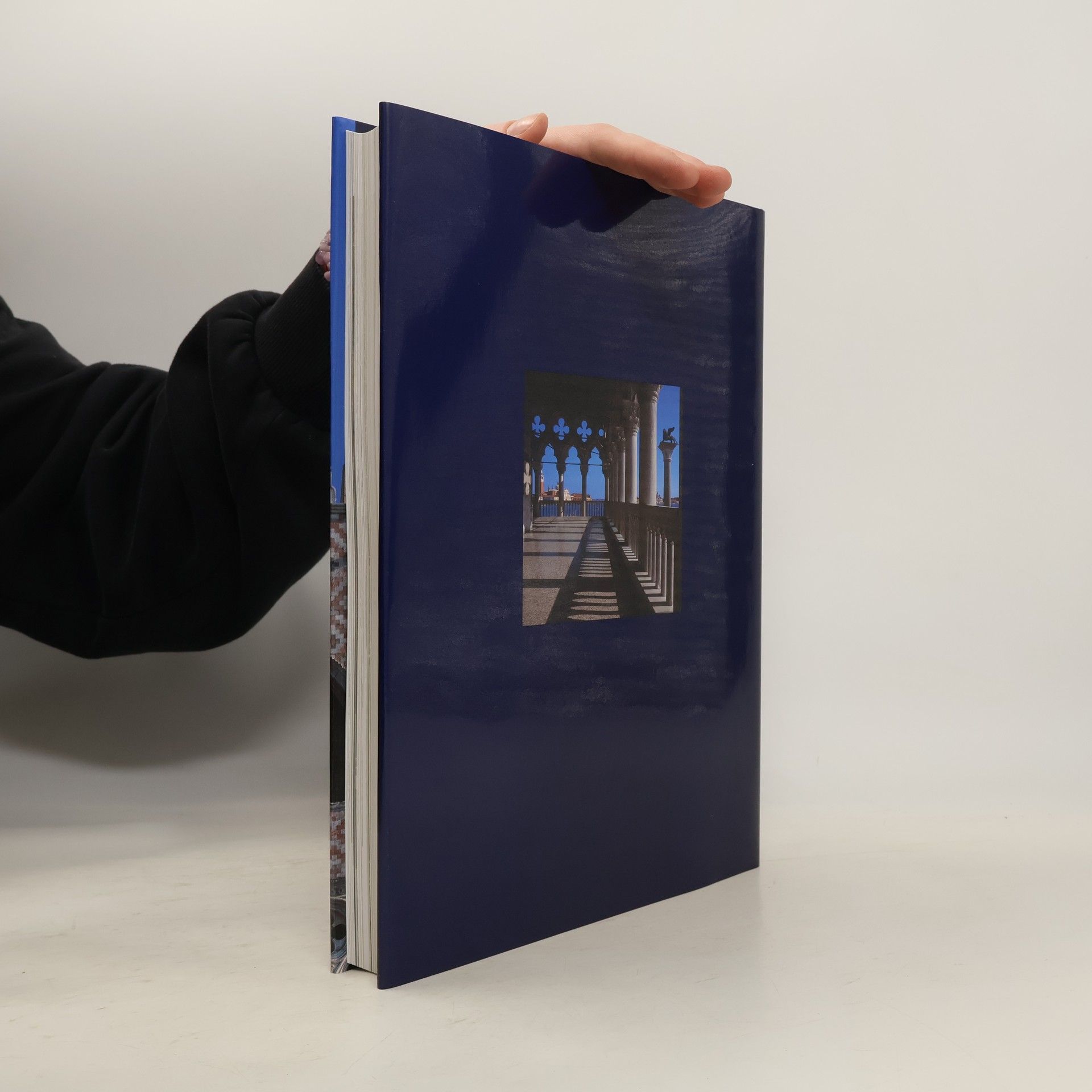 Autorenkollektiv Palazzo Ducale: Storia e restauri