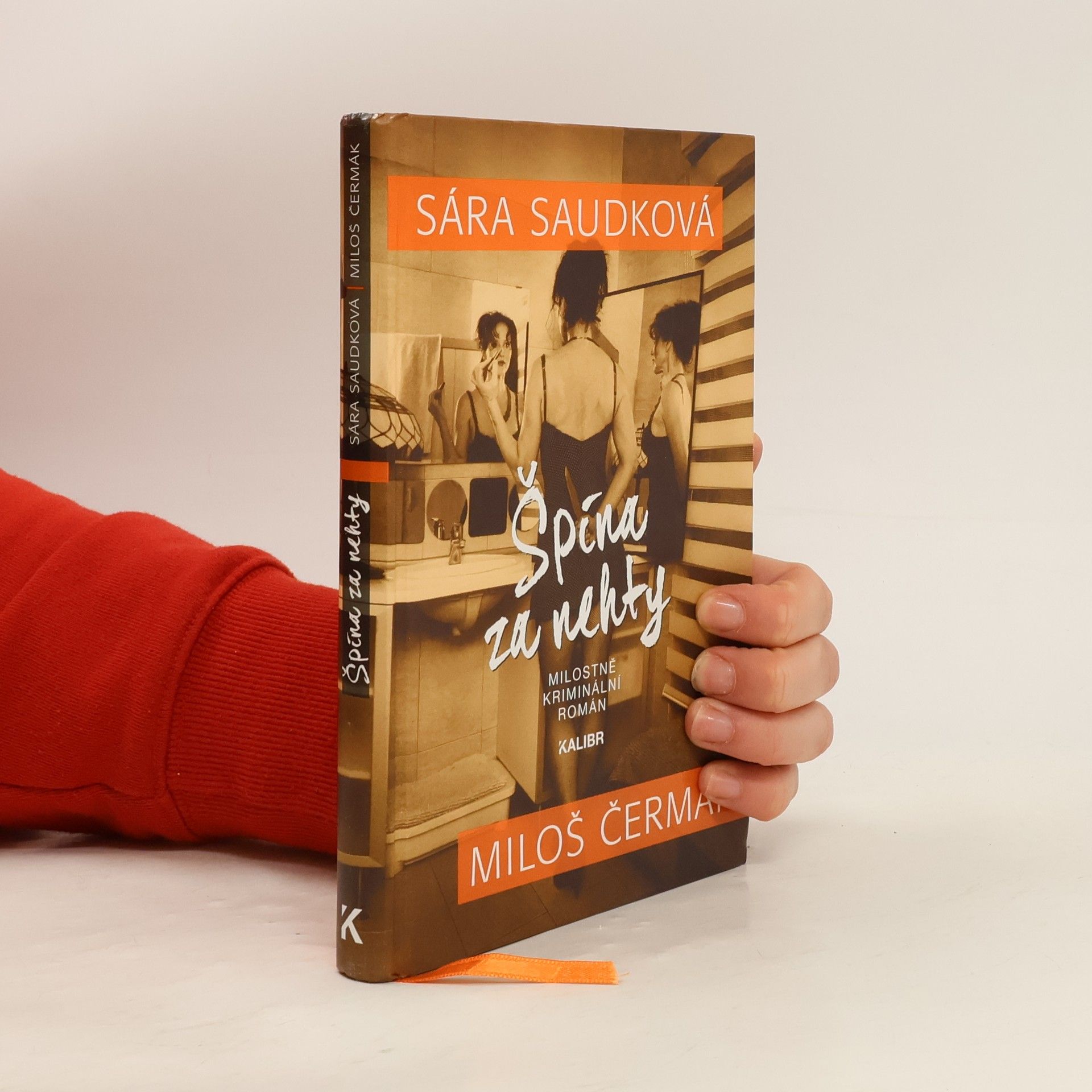 Sára Saudková Špína za nehty