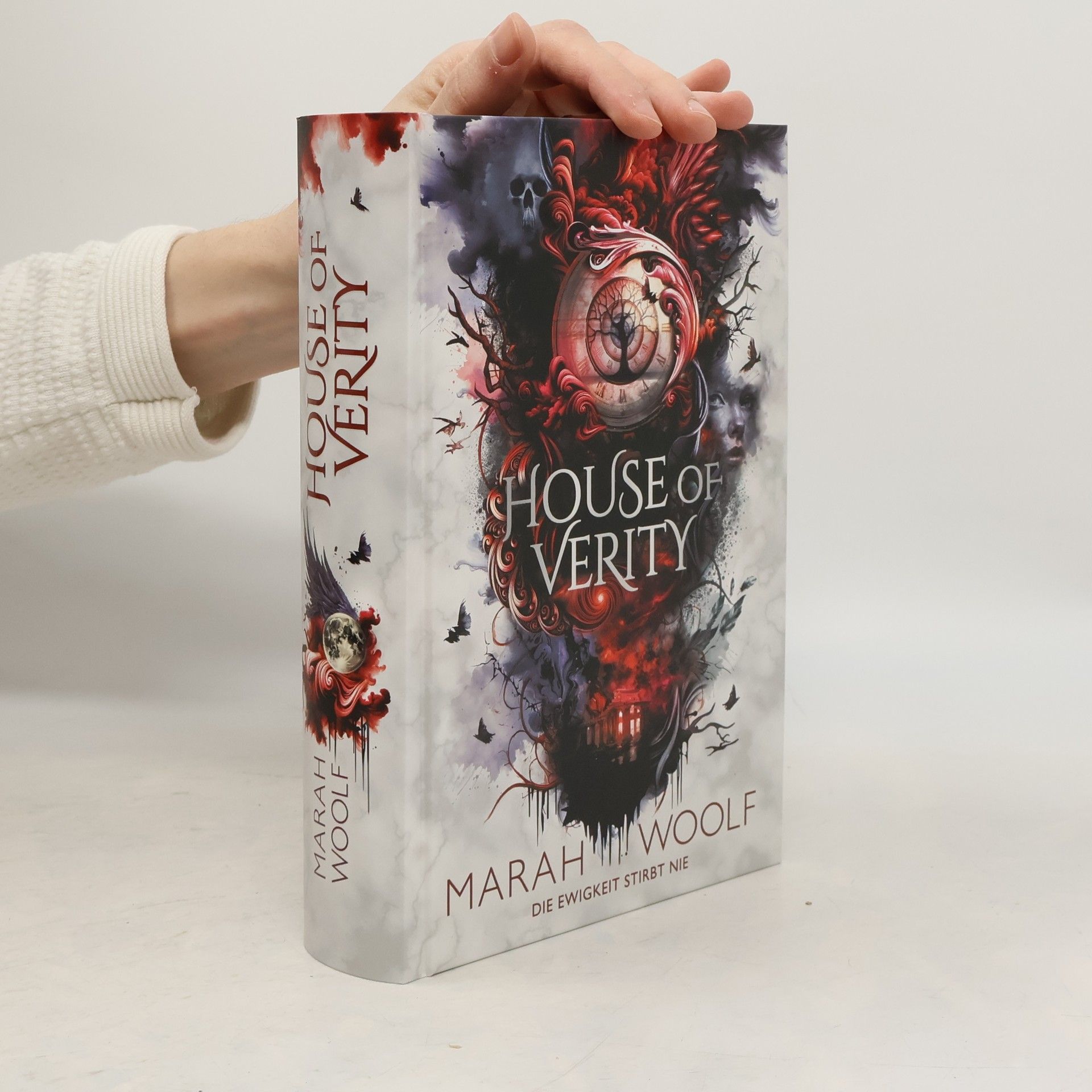 Marah Woolf House of Verity