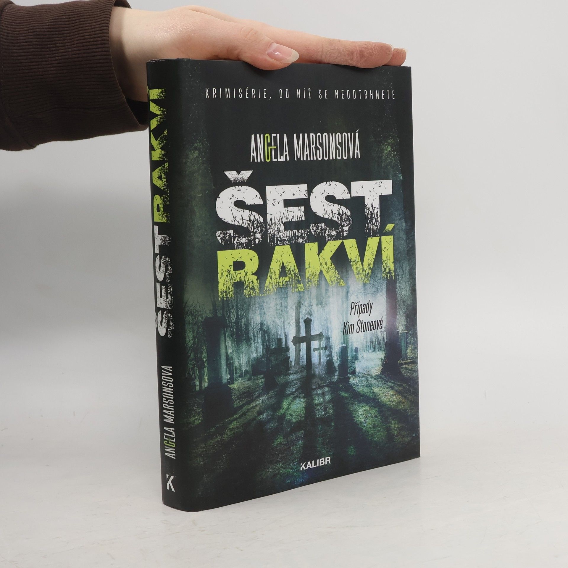 Angela Marsons Šest rakví