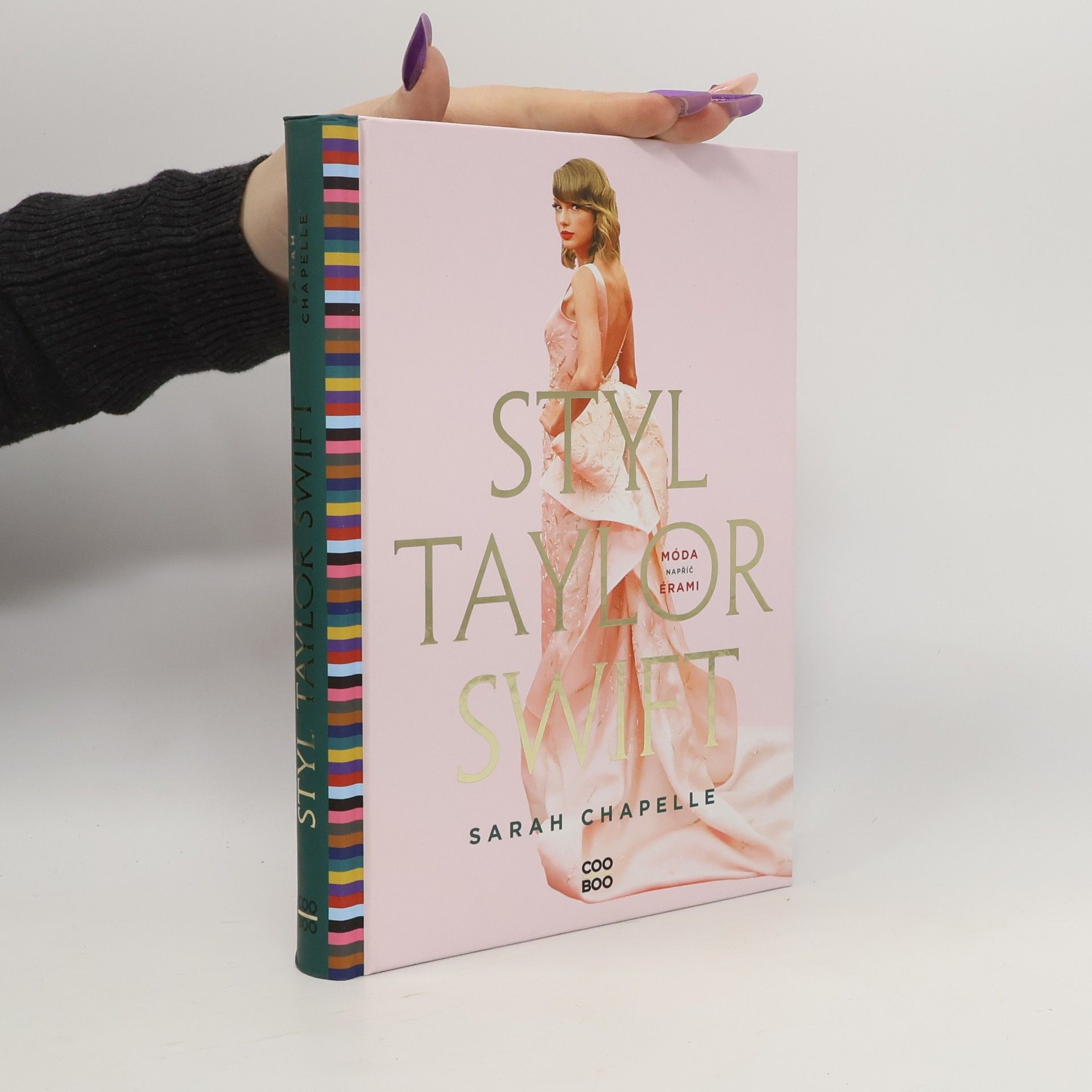 Sarah Chapelle Styl Taylor Swift