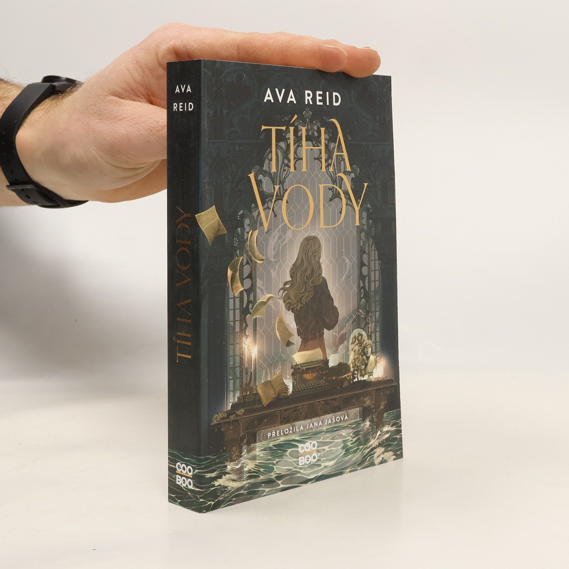 Ava Reid Tíha vody