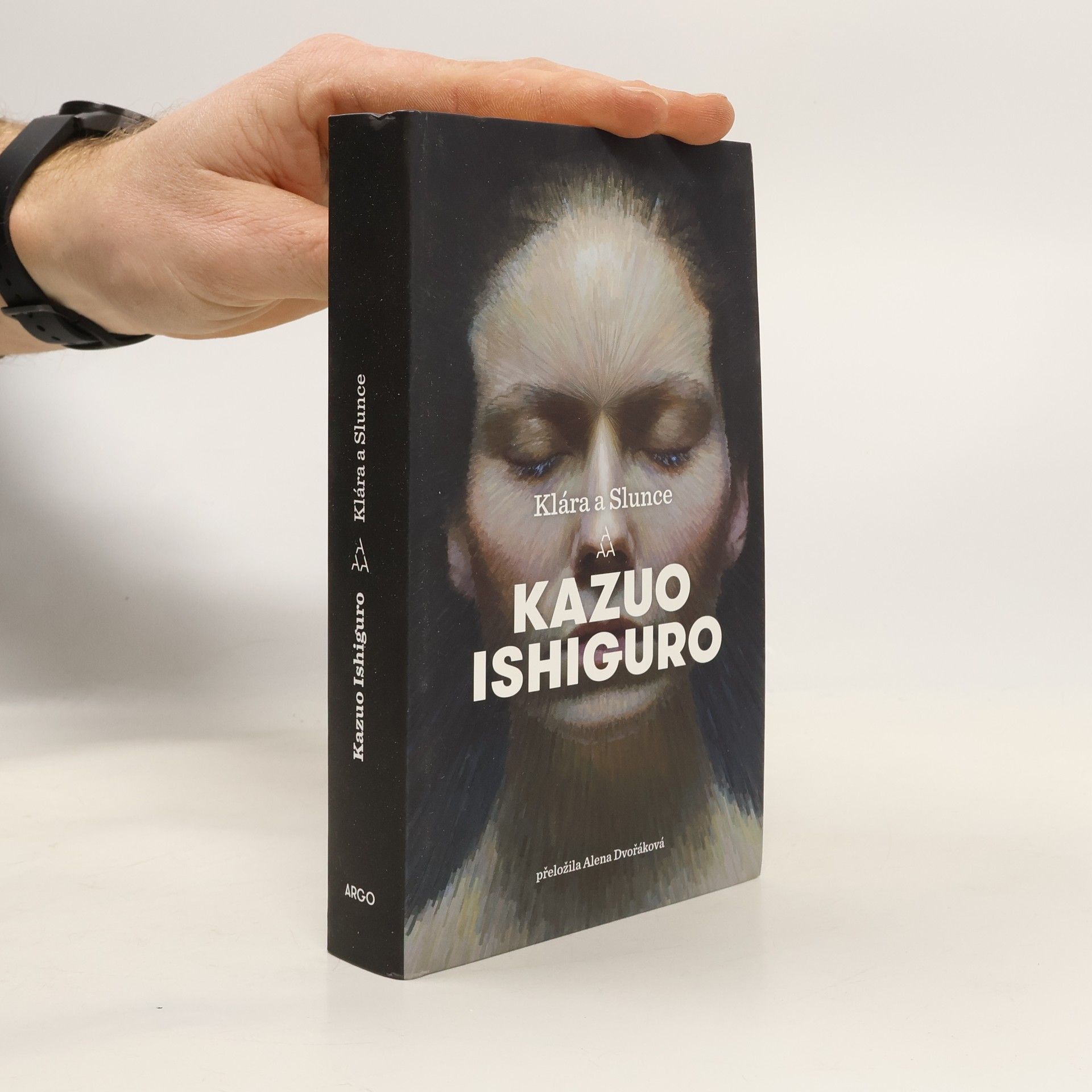 Kazuo Ishiguro Klára a Slunce