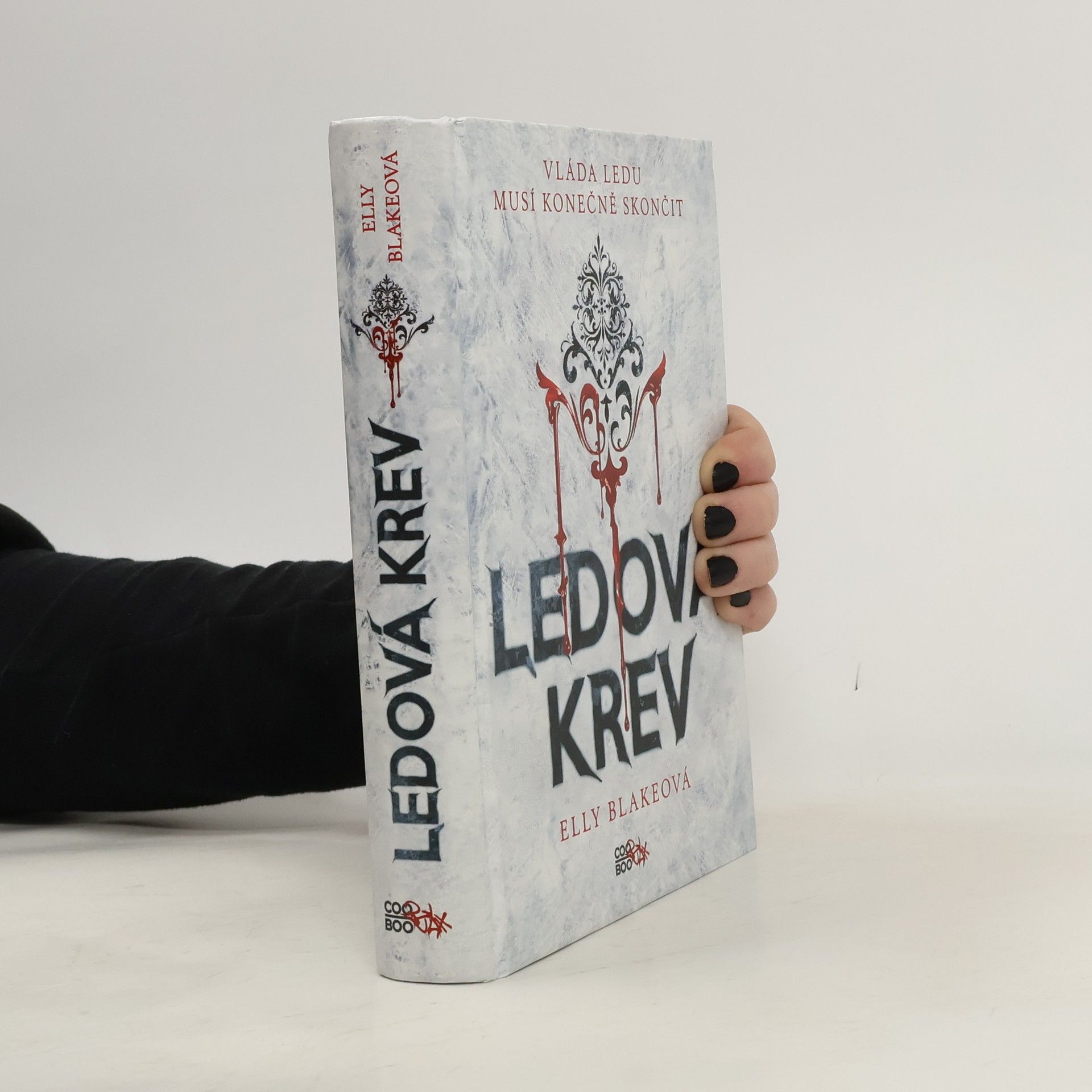 Elly Blake Ledová krev