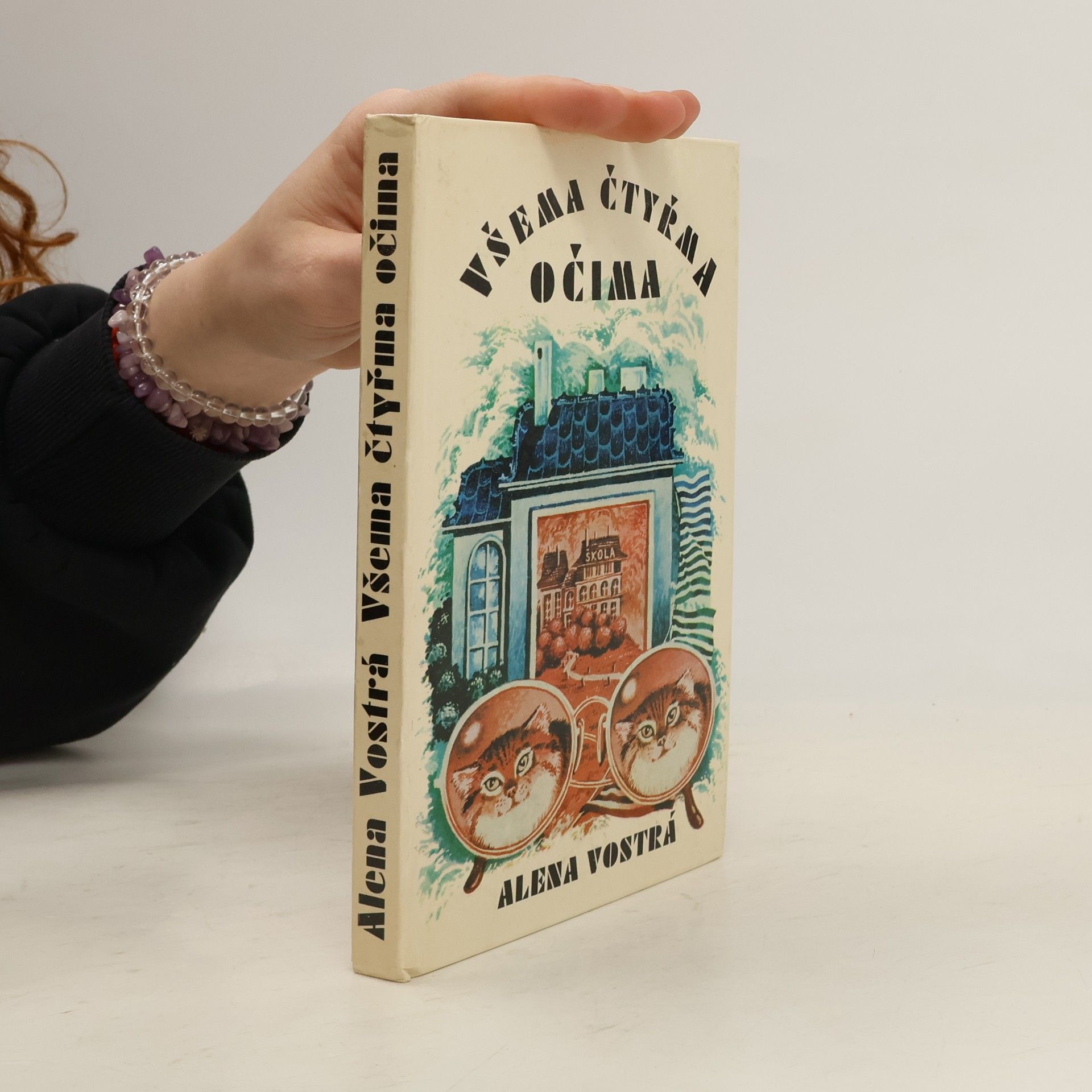 Všema čtyřma očima