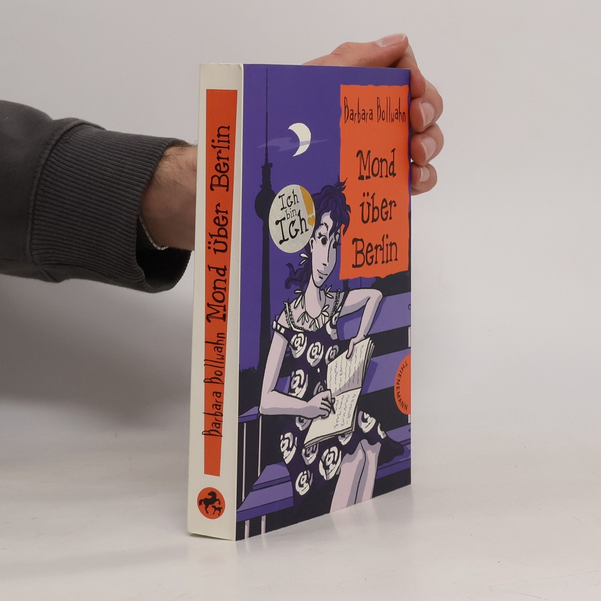 Barbara Bollwahn Mond über Berlin
