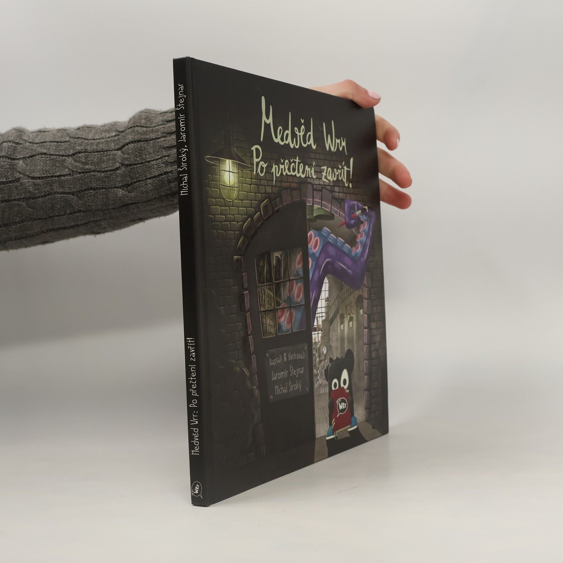 Jaromír Štejnar Medvěd Wrr. Po přečtení zavřít!