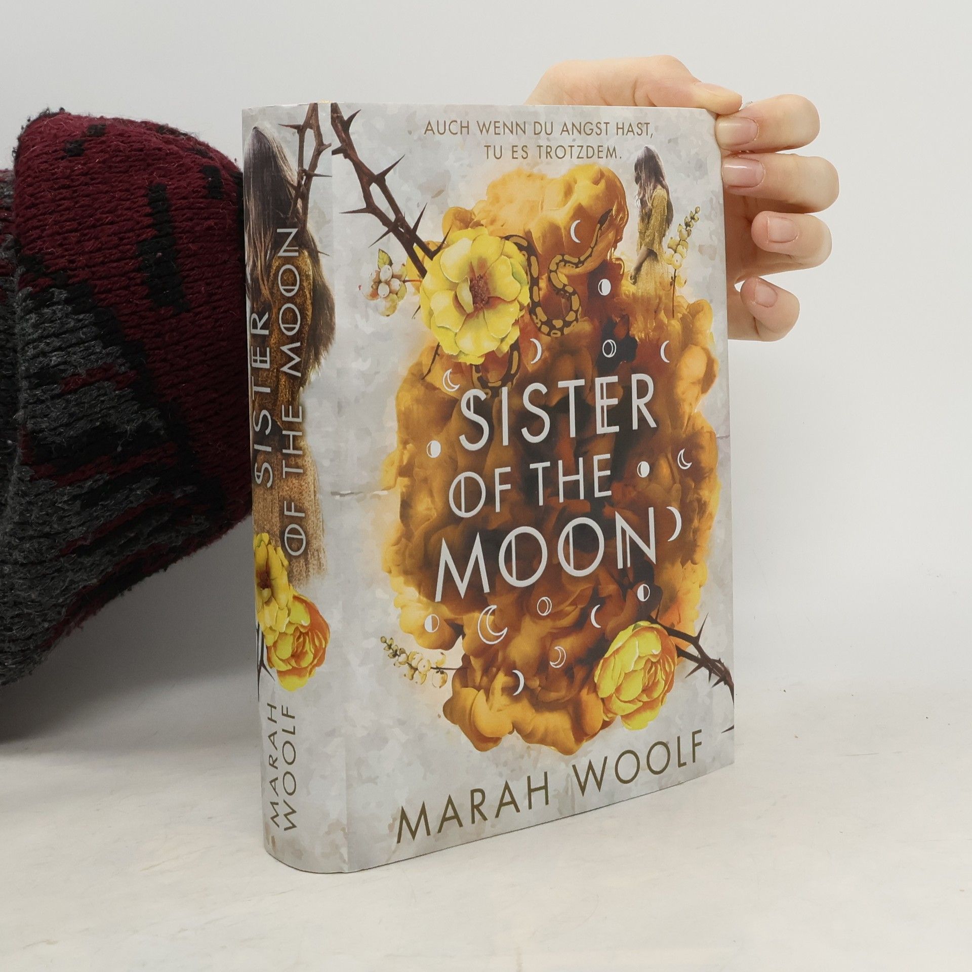 Marah Woolf Sister of the Moon