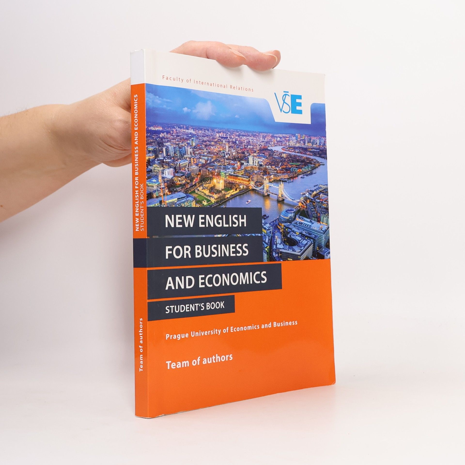 Kolektiv autorů New English for business and economics: Student's book