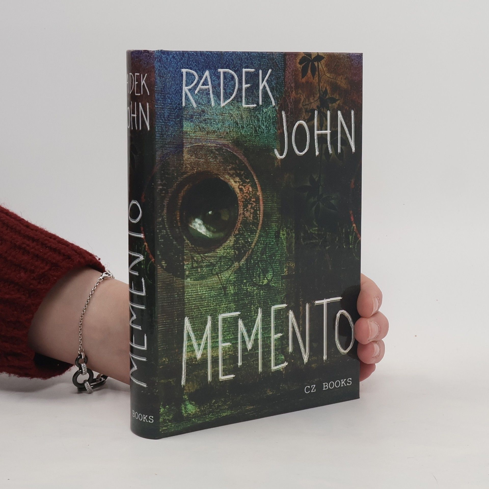 Radek John Memento