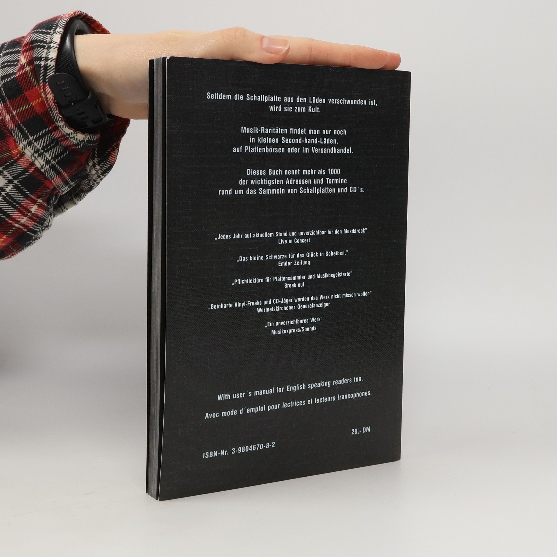 Schwarze Seiten '99. Service für Sammler von Schallplatten und CD's. Läden für Platten und CDs. Mail-order-Angebote. Plattenbörsen. Zubehör. Musikliteratur. Fanclubs und Fanzines - Vierte, aktualisierte und erweiterte Neuausgabe